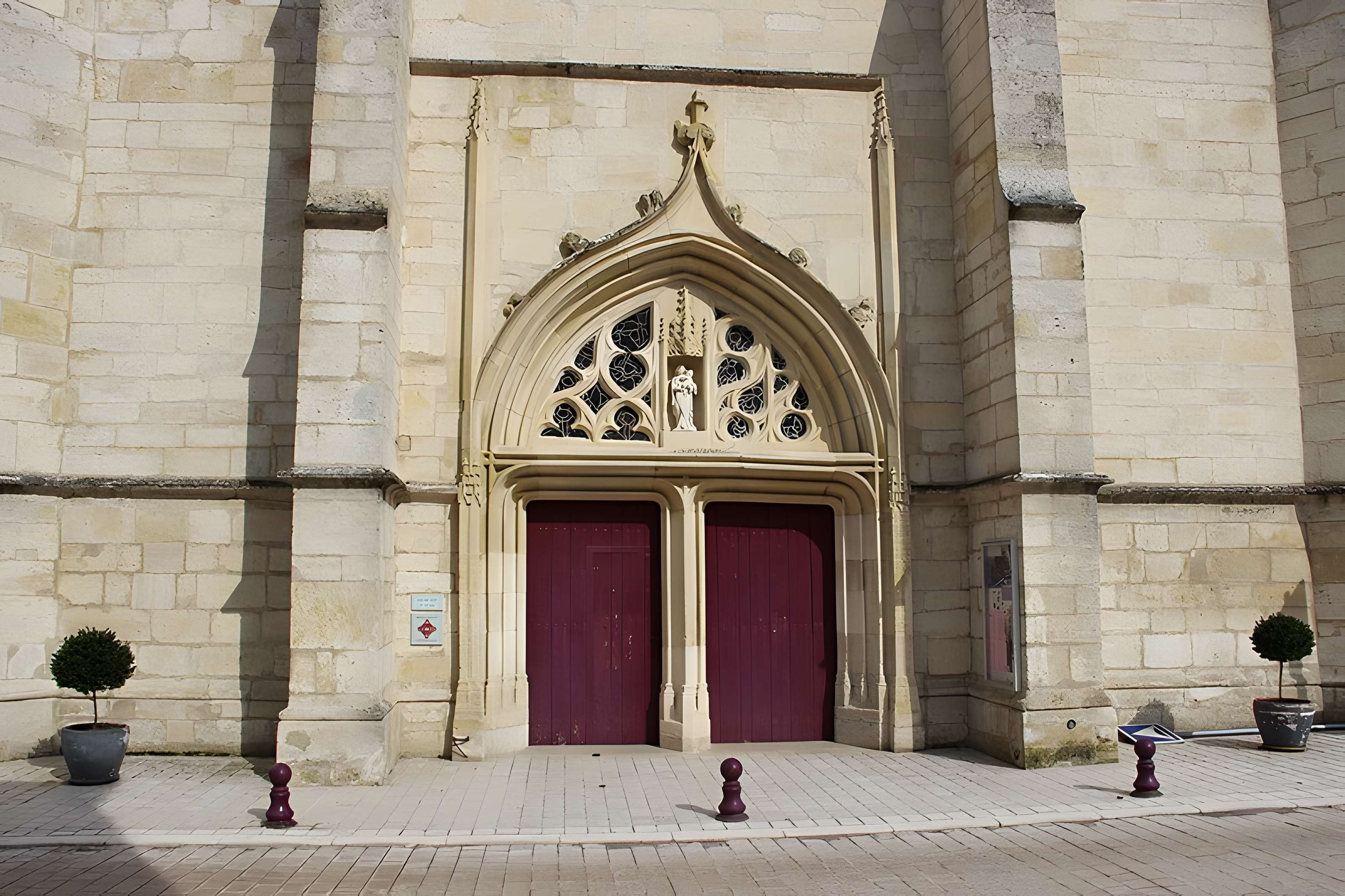 Église Saint-Calixte de Savonnières-devant-Bar
