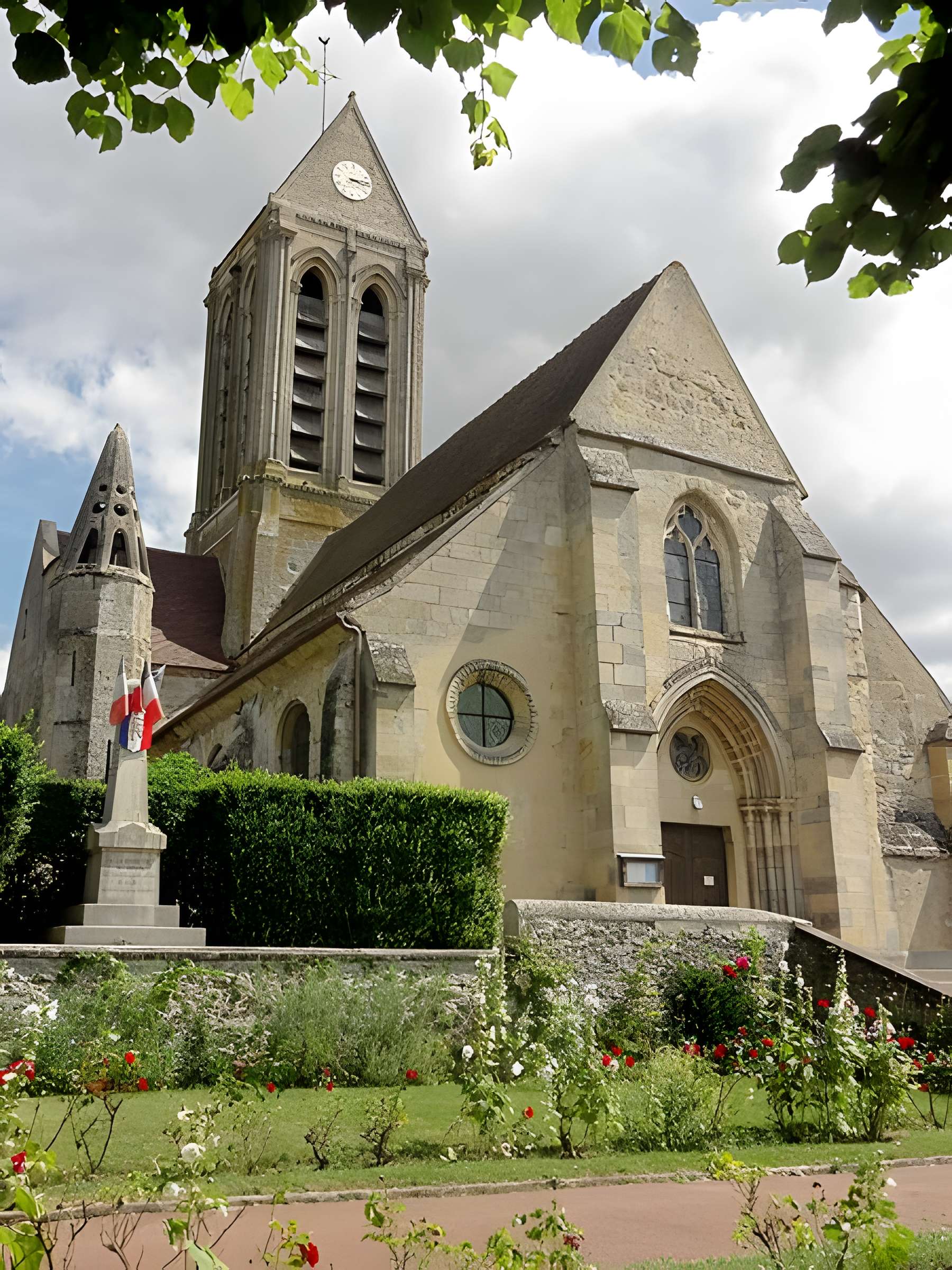Église Saint-Caprais de Grisy-les-Plâtres