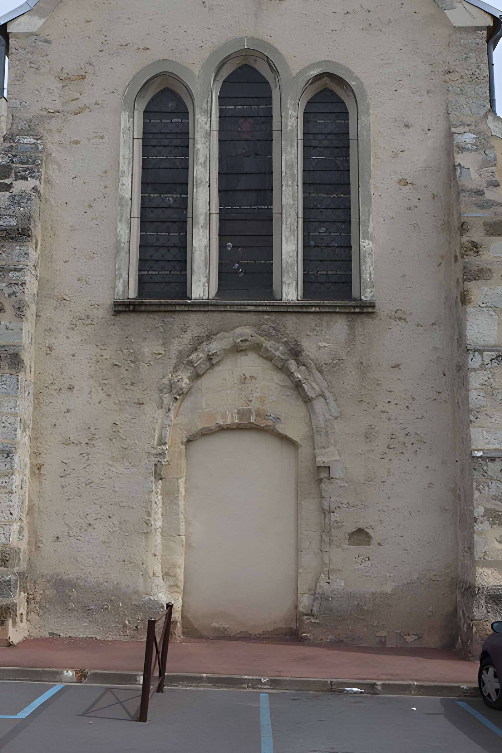 Église Saint-Caprais de Saint-Vrain
