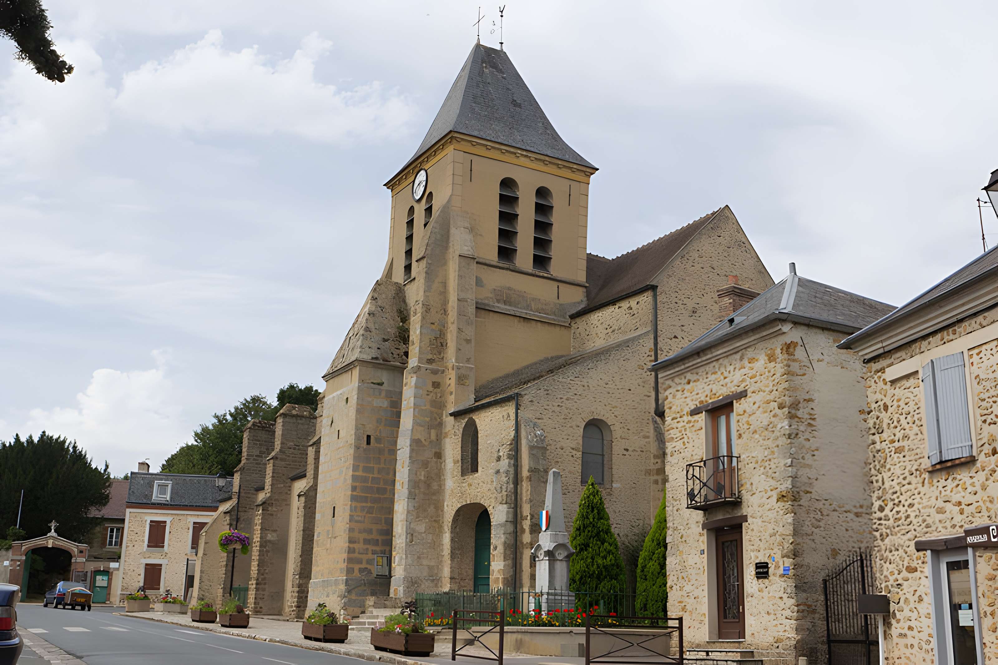 Église Saint-Caprais de Saint-Vrain