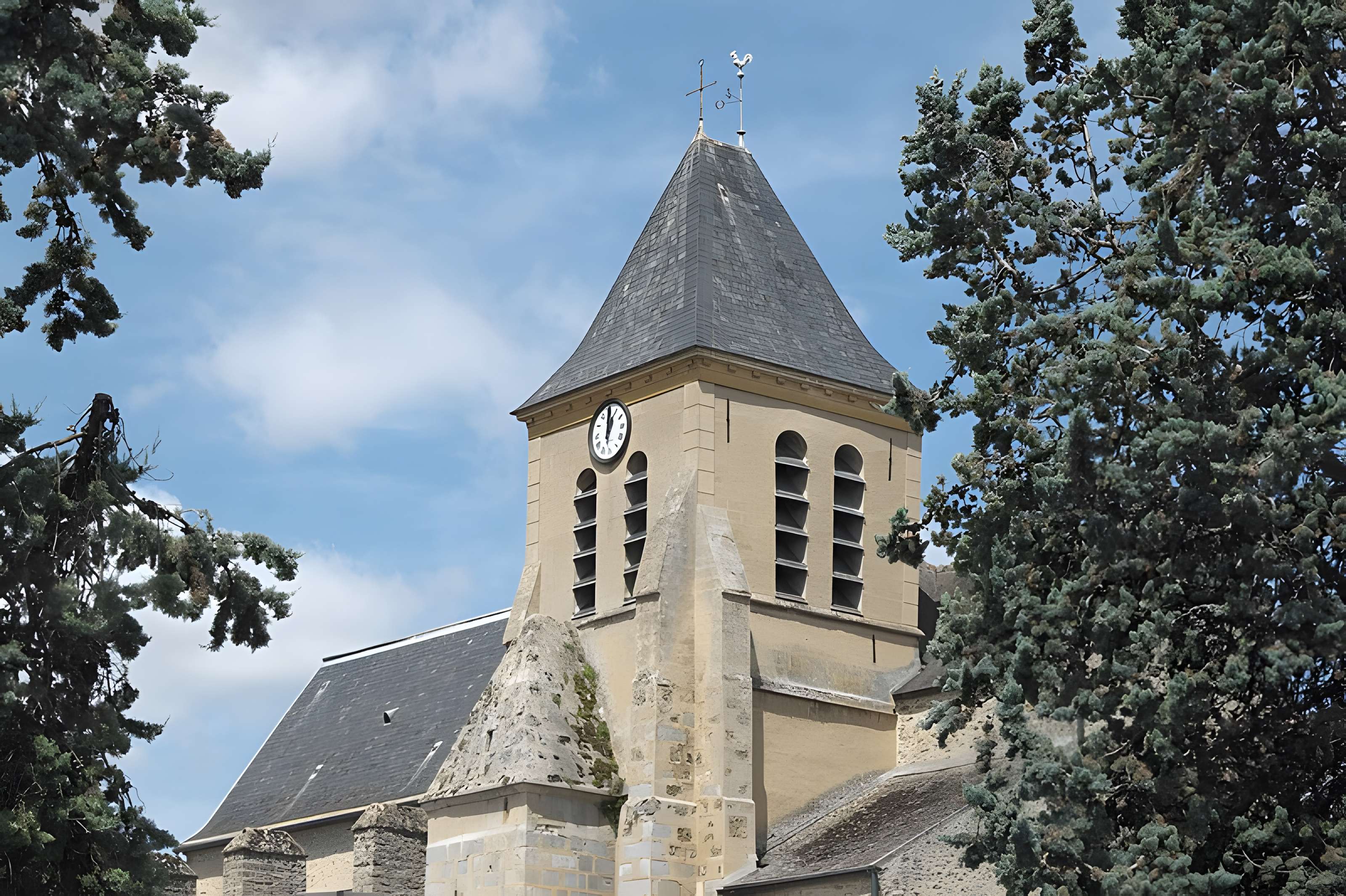 Église Saint-Caprais de Saint-Vrain