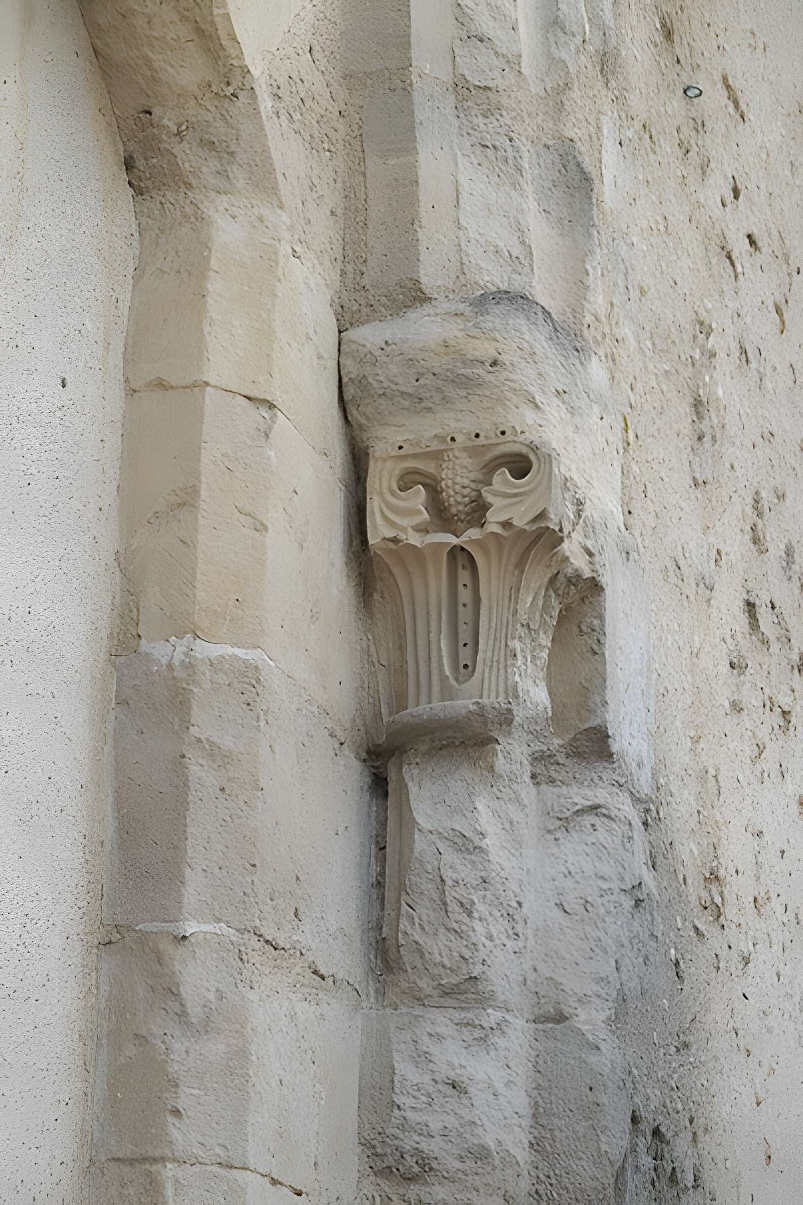 Église Saint-Caprais de Saint-Vrain