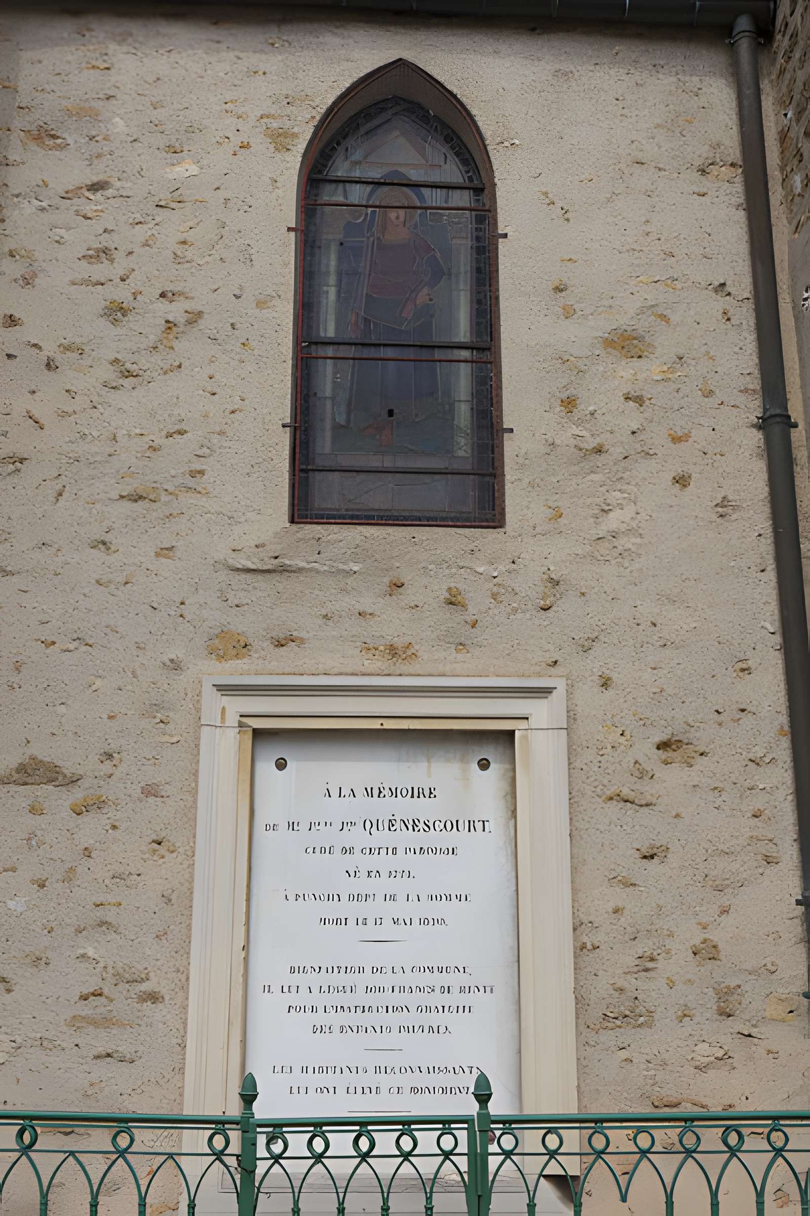 Église Saint-Caprais de Saint-Vrain