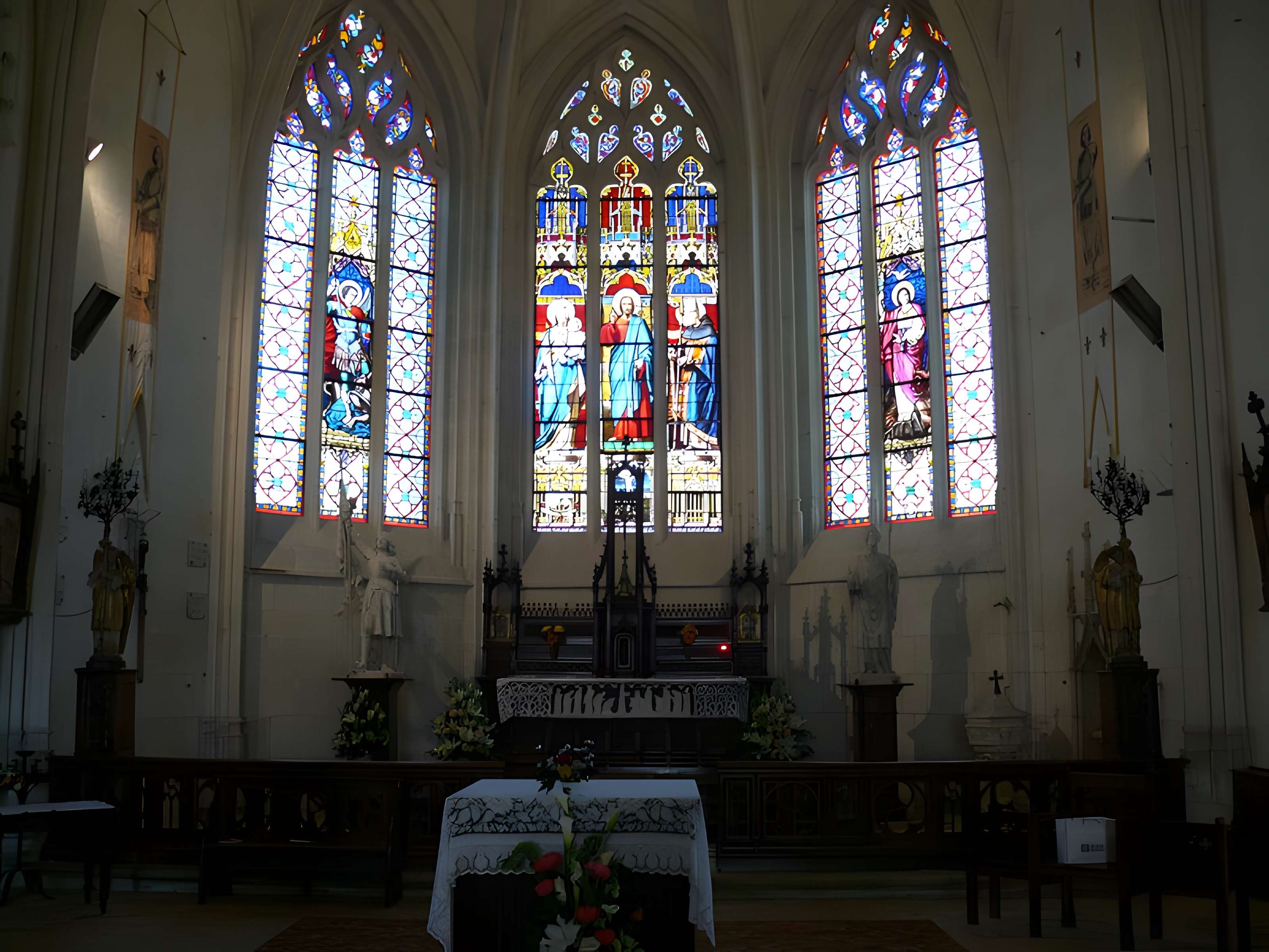 Église Saint-Catherine de Sainte-Catherine-de-Fierbois