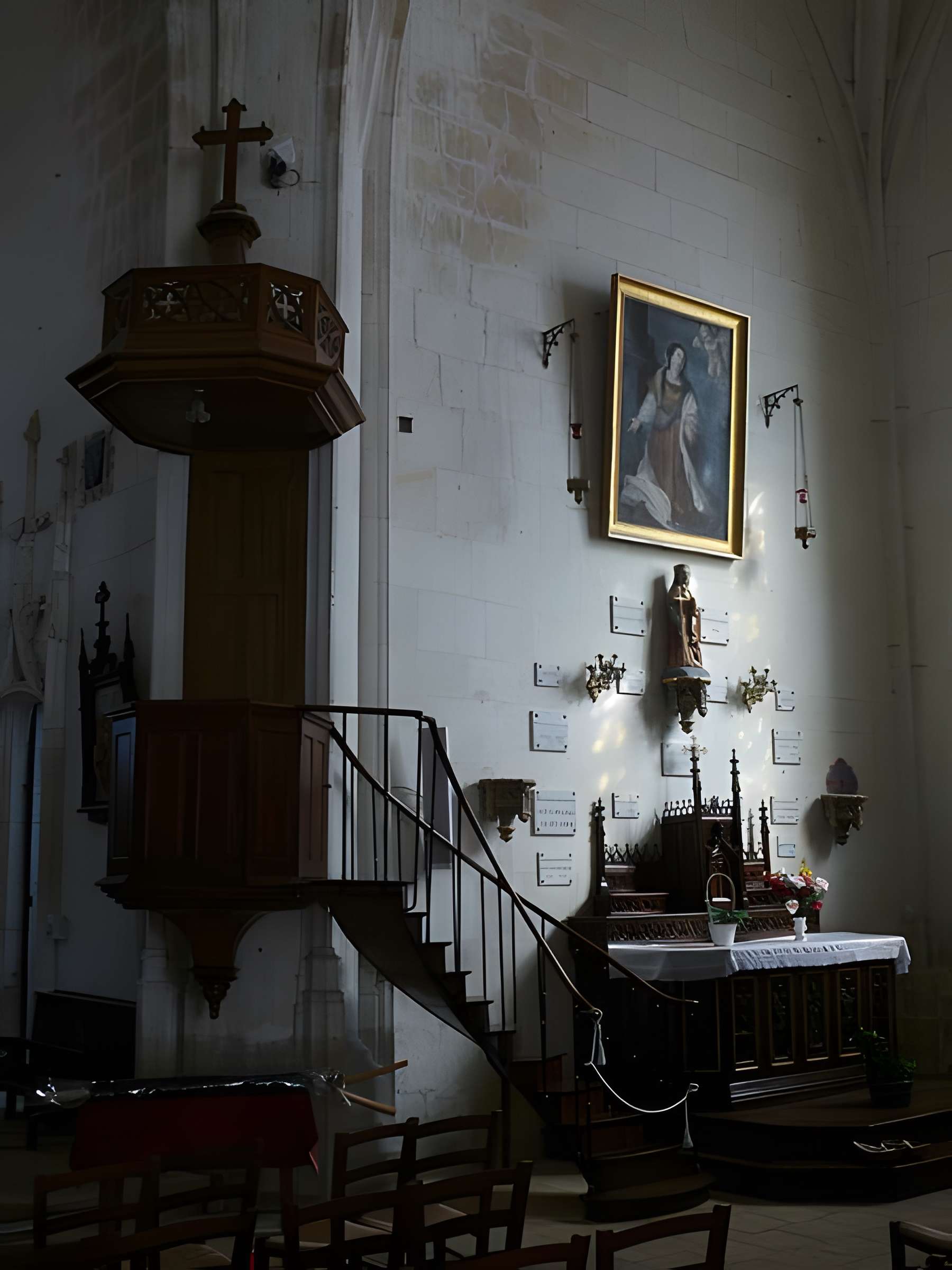 Église Saint-Catherine de Sainte-Catherine-de-Fierbois