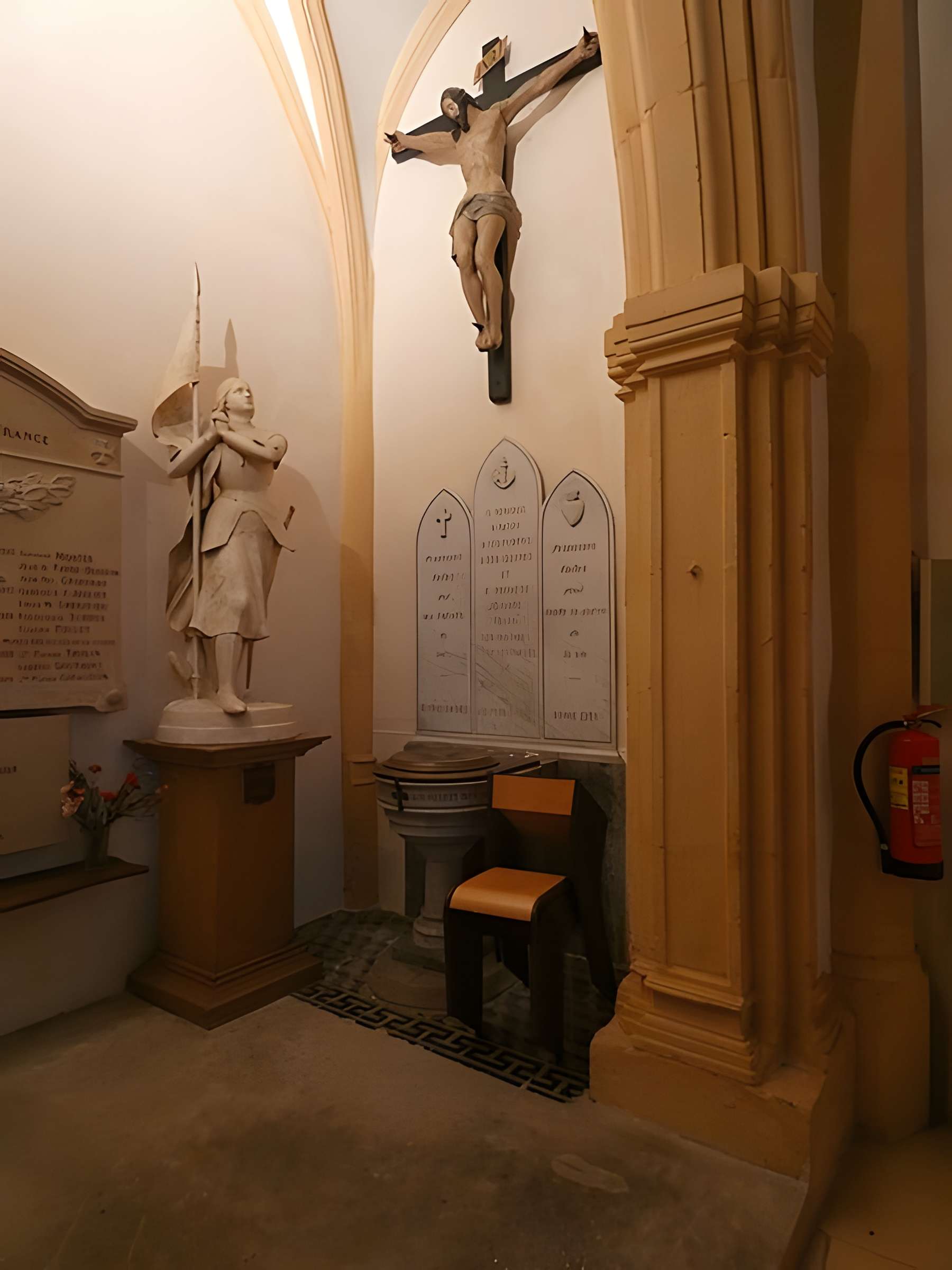 Église Saint-Christophe de Charnay