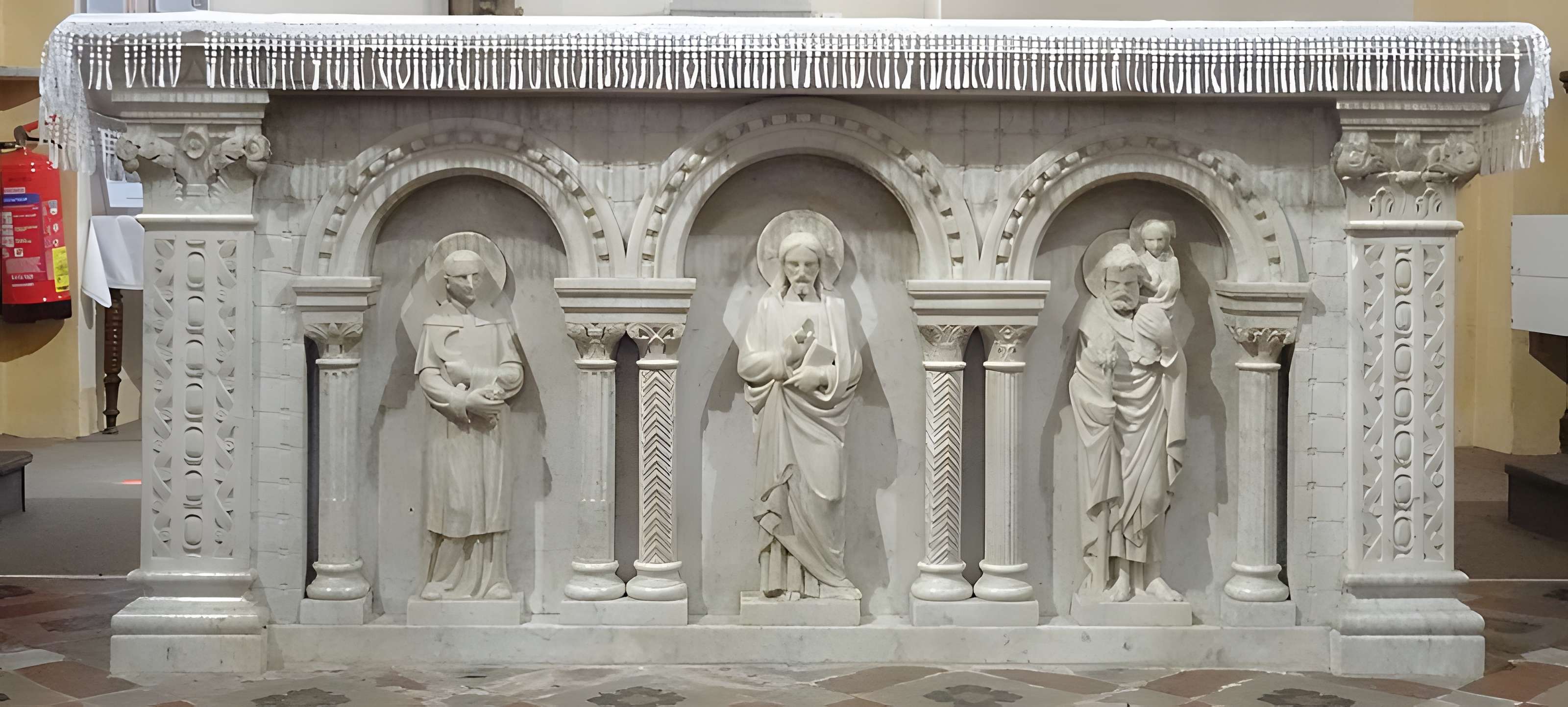 Église Saint-Christophe de Charnay