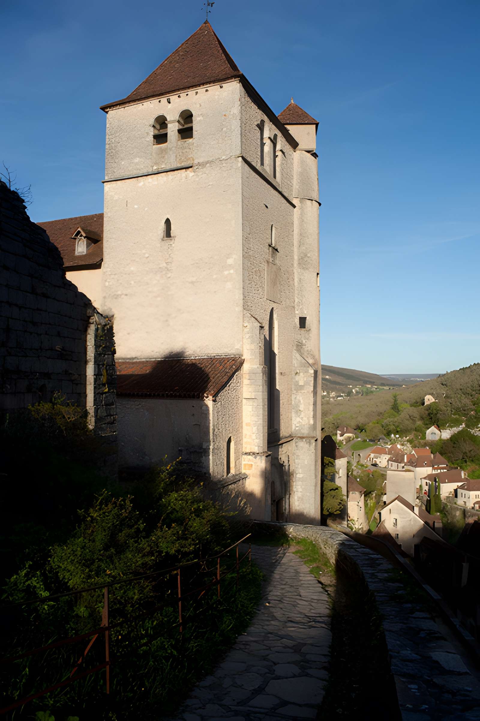 Église Saint-Cirq de Saint-Cirq-Lapopie