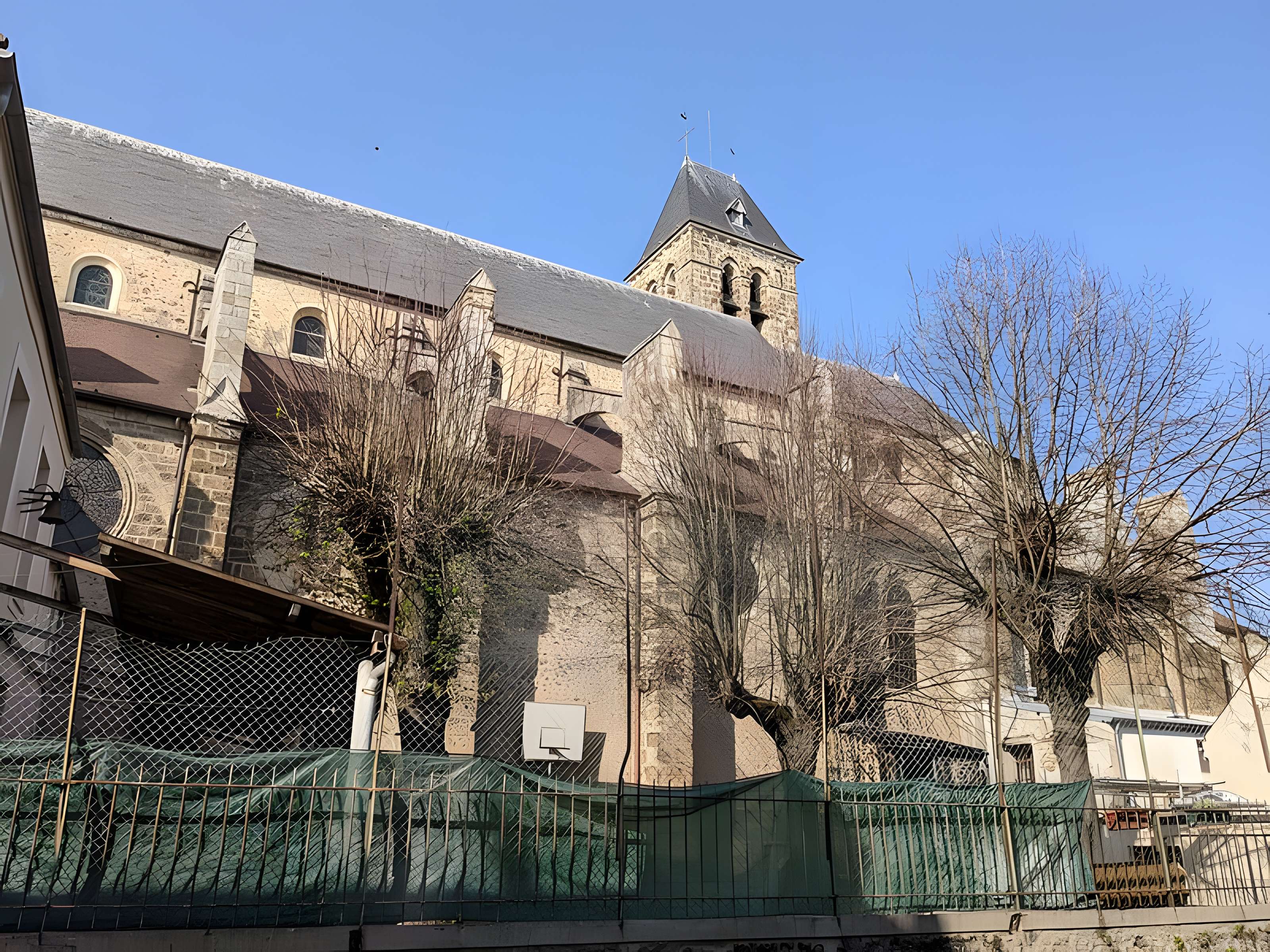 Église Saint-Clément d'Arpajon