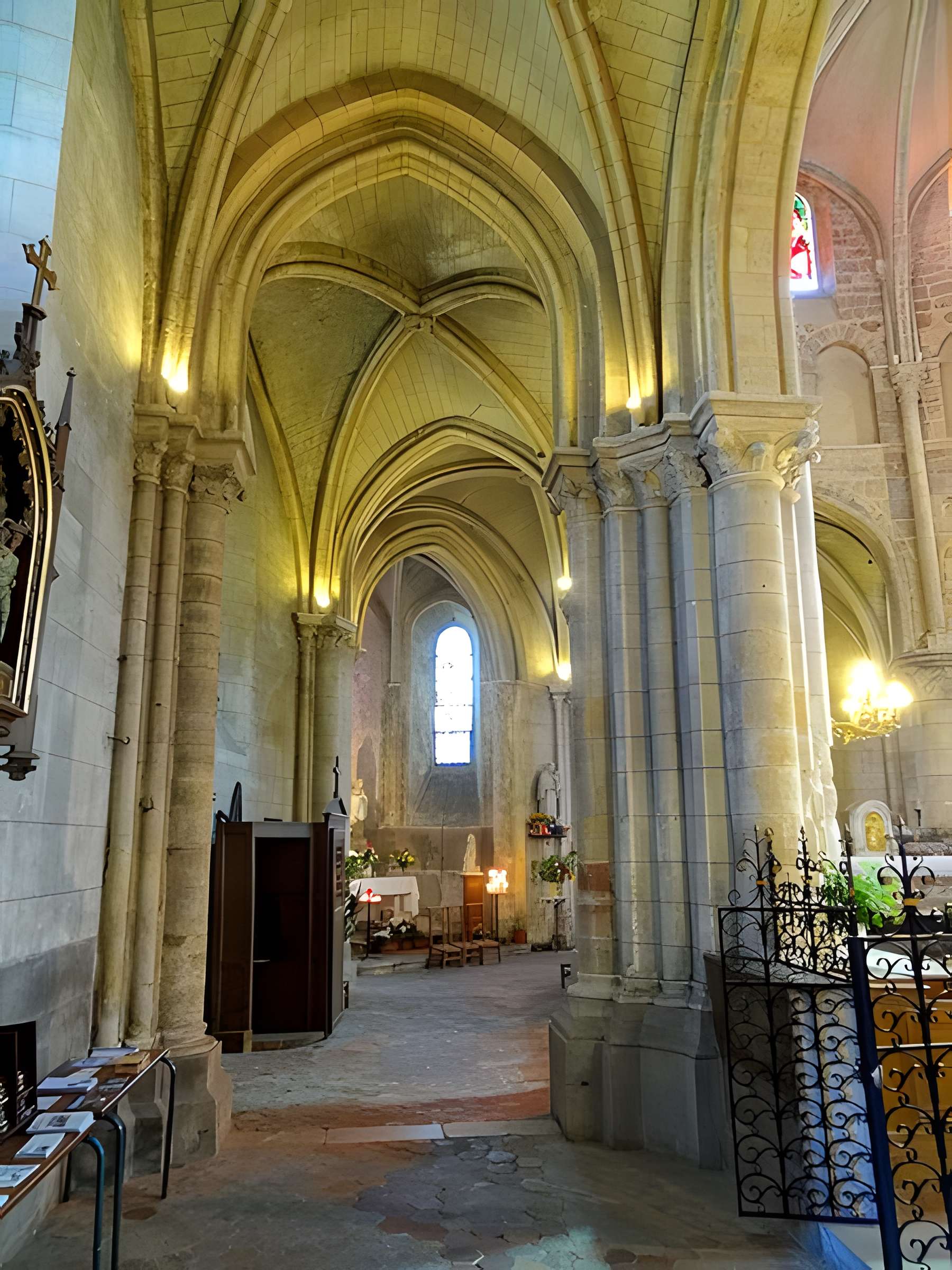 Église Saint-Clément d'Arpajon