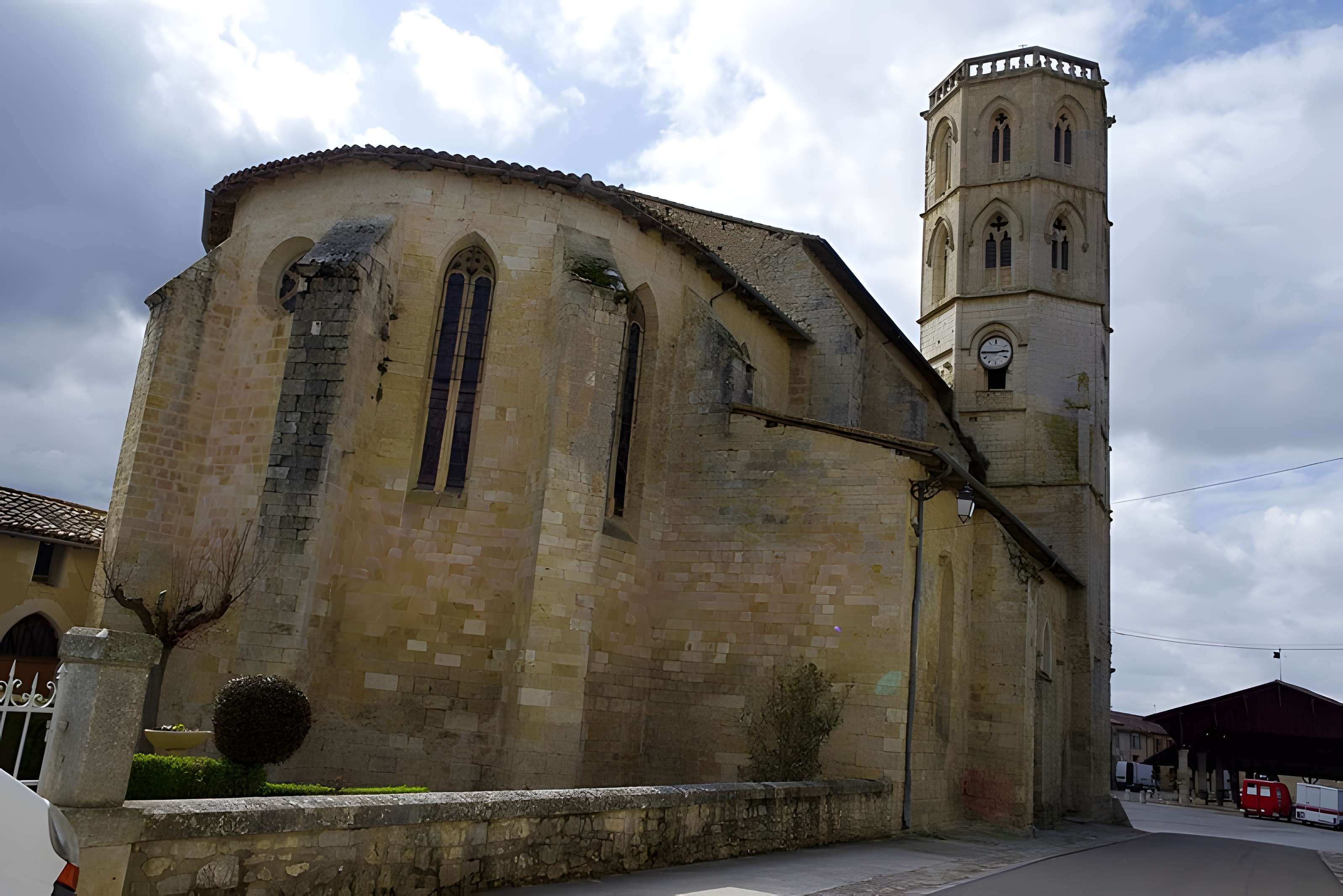 Église Saint-Clément de Monfort 