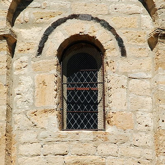 Photo de Église Saint-Jean-lÉvangéliste dOuveillan
