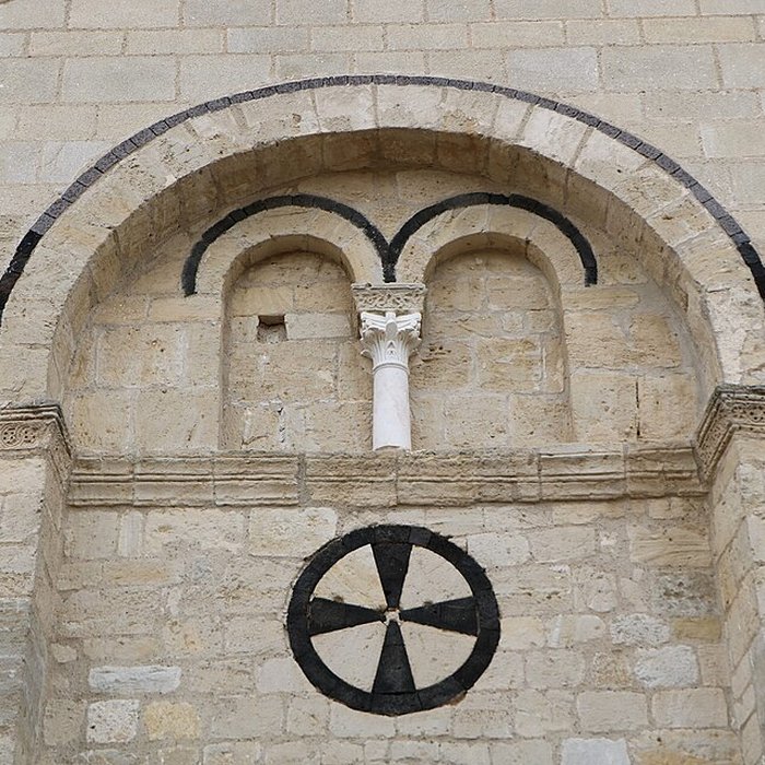 Photo de Église Saint-Jean-lÉvangéliste dOuveillan
