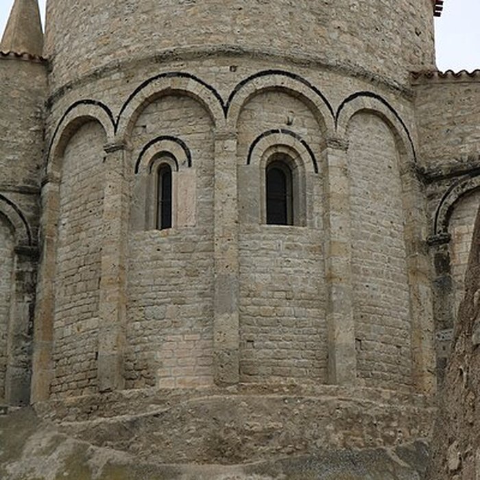 Photo de Église Saint-Jean-lÉvangéliste dOuveillan