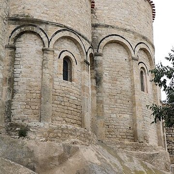Église Saint-Jean-lÉvangéliste dOuveillan