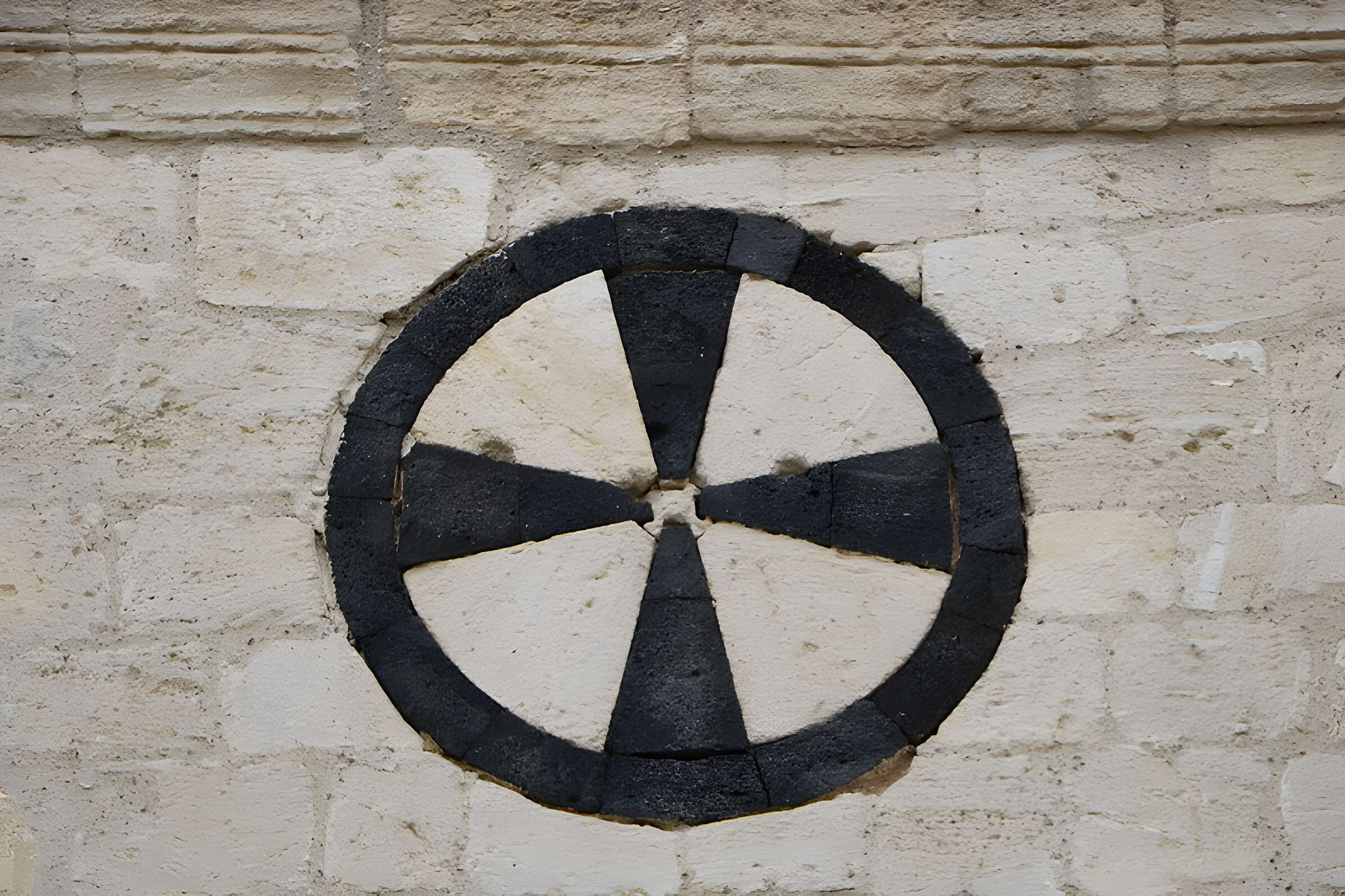 Église Saint-Jean-l'Évangéliste d'Ouveillan