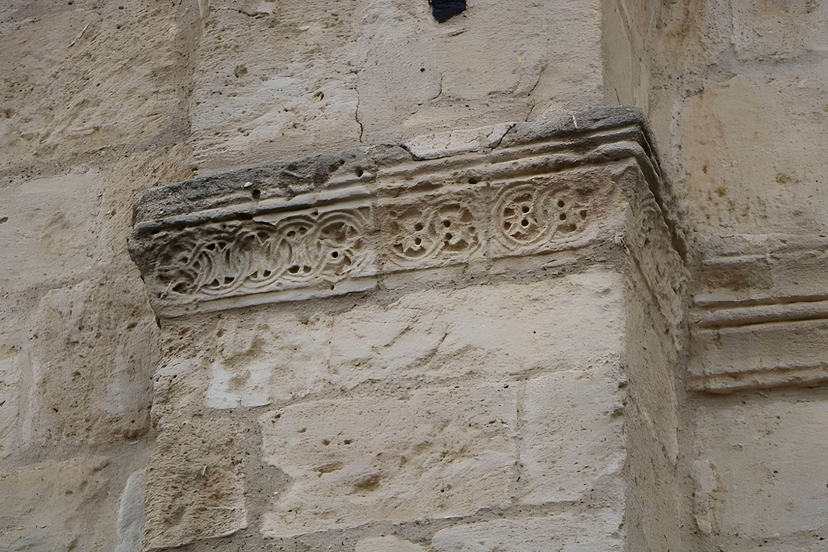 Église Saint-Jean-l'Évangéliste d'Ouveillan