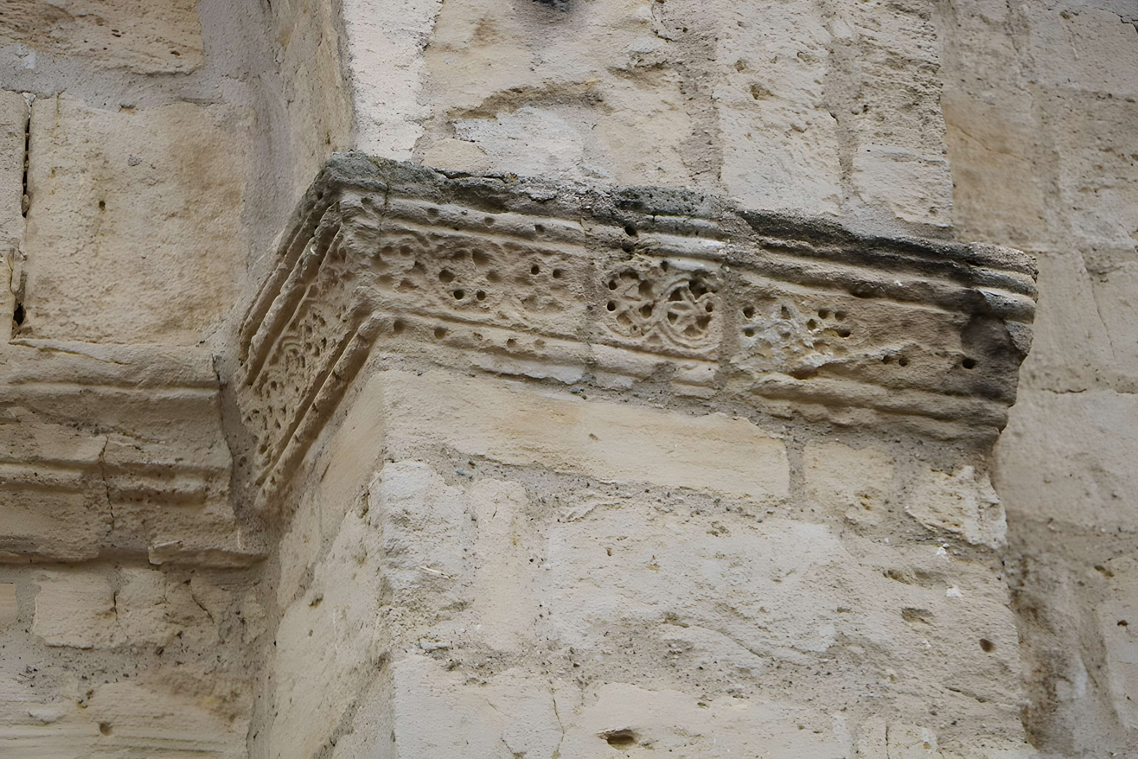Église Saint-Jean-l'Évangéliste d'Ouveillan