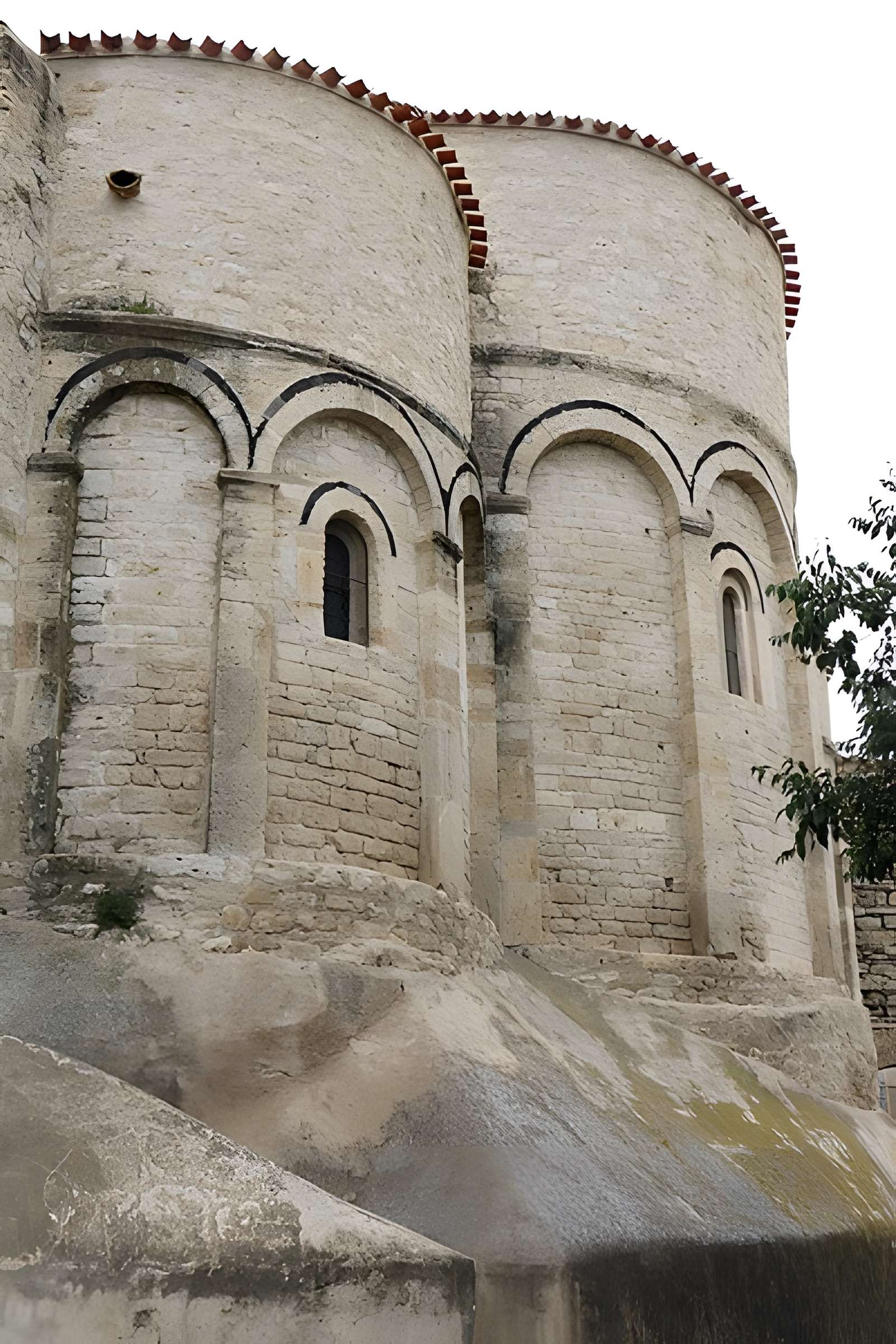 Église Saint-Jean-l'Évangéliste d'Ouveillan