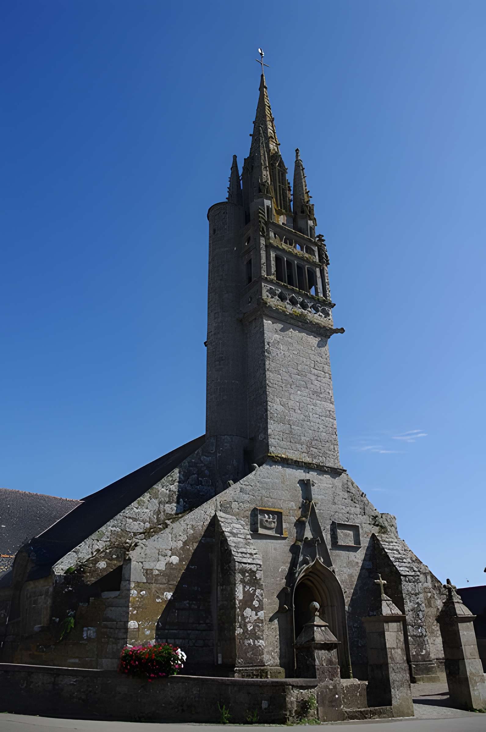 Église Saint-Clet de Cléden-Cap-Sizun 