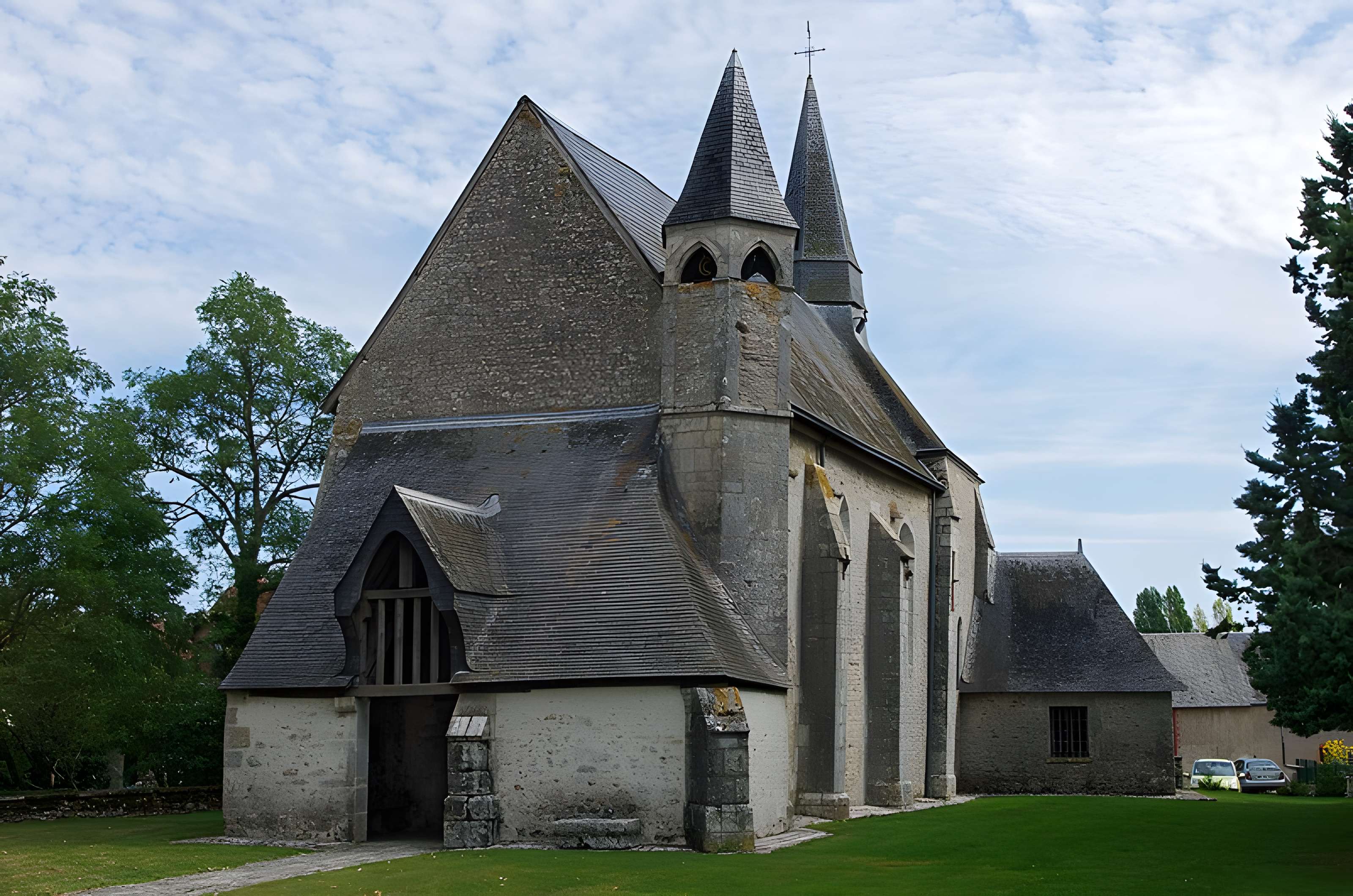 Église Saint-Cloud de Rhodon