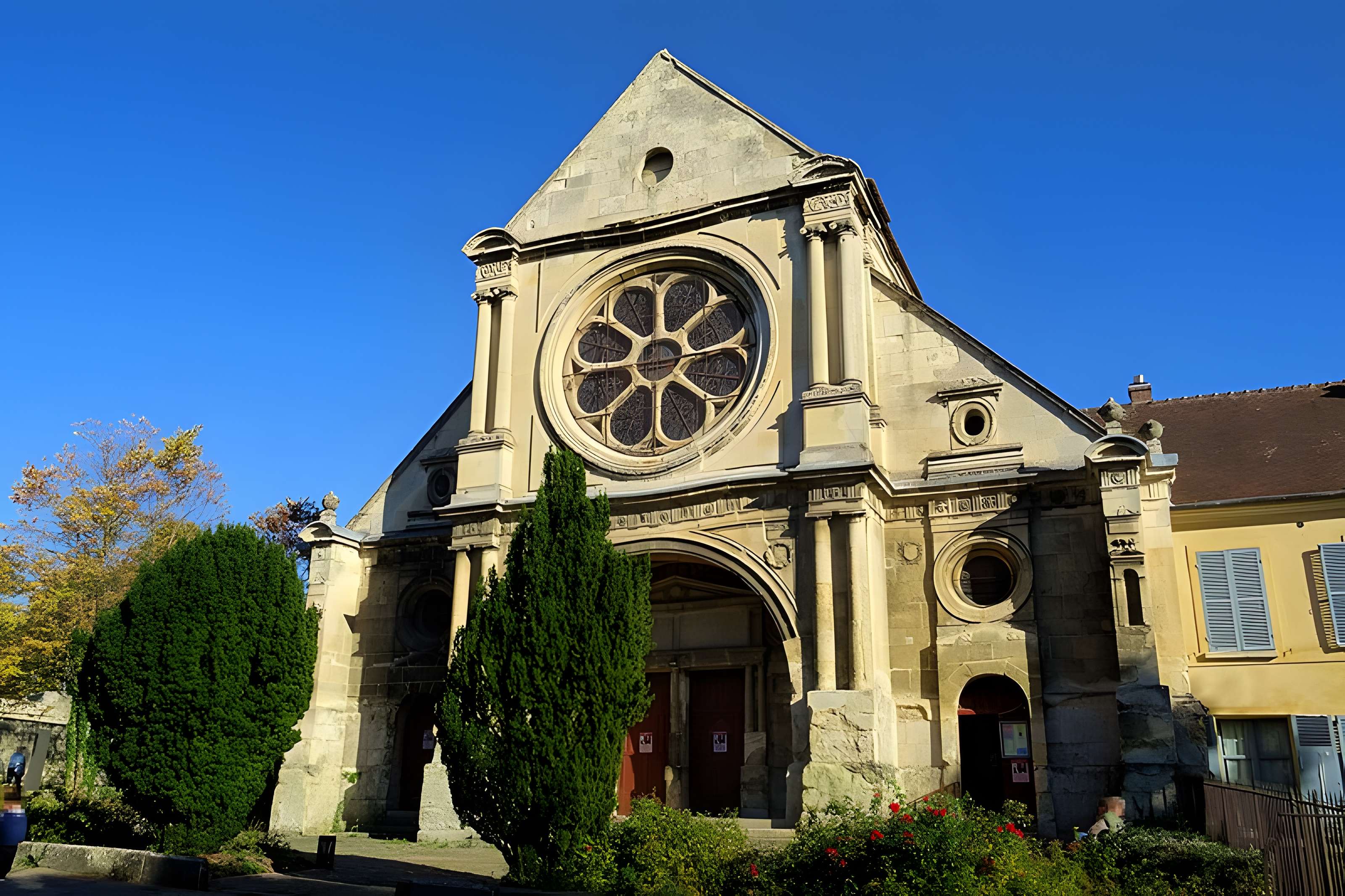 Église Saint-Côme-Saint-Damien de Luzarches