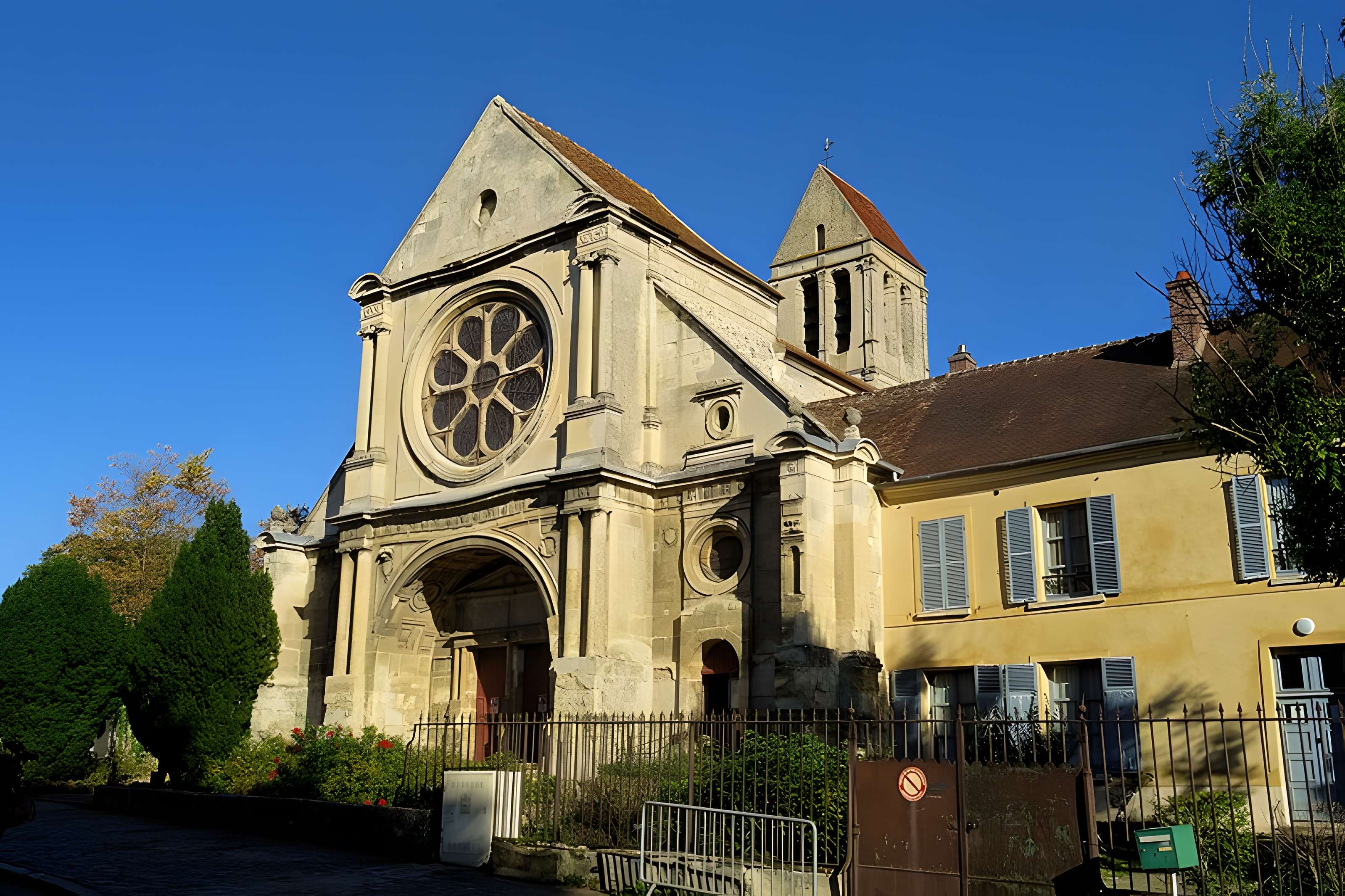 Église Saint-Côme-Saint-Damien de Luzarches