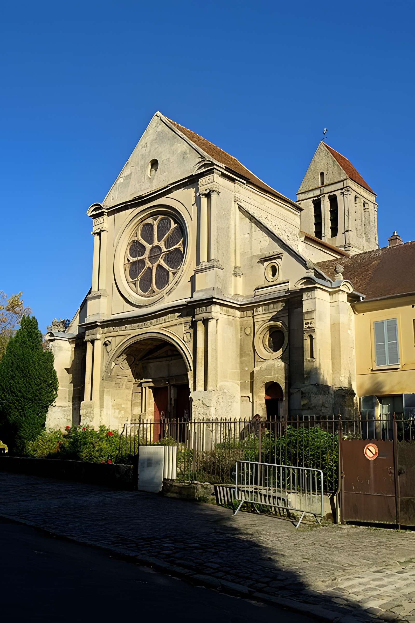 Église Saint-Côme-Saint-Damien de Luzarches