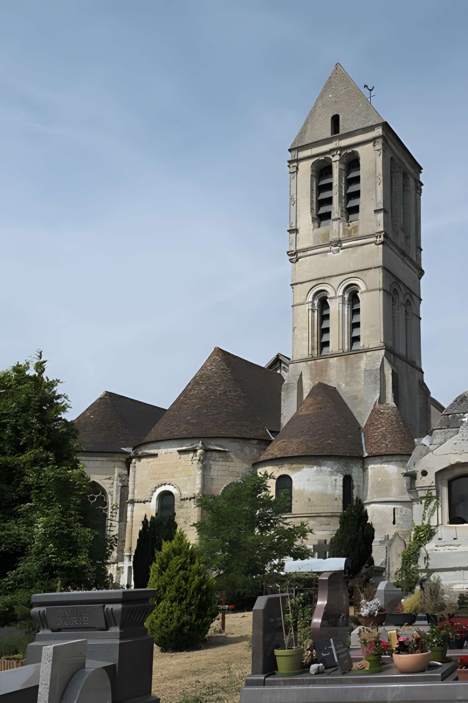 Église Saint-Côme-Saint-Damien de Luzarches