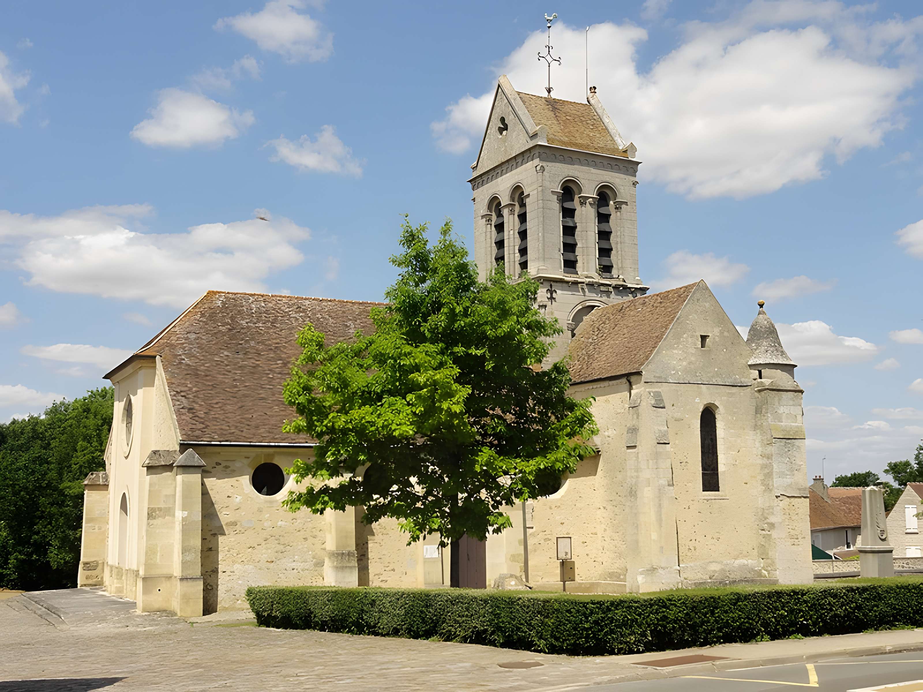 Église Saint-Crépin-Saint-Crépinien de Bréançon