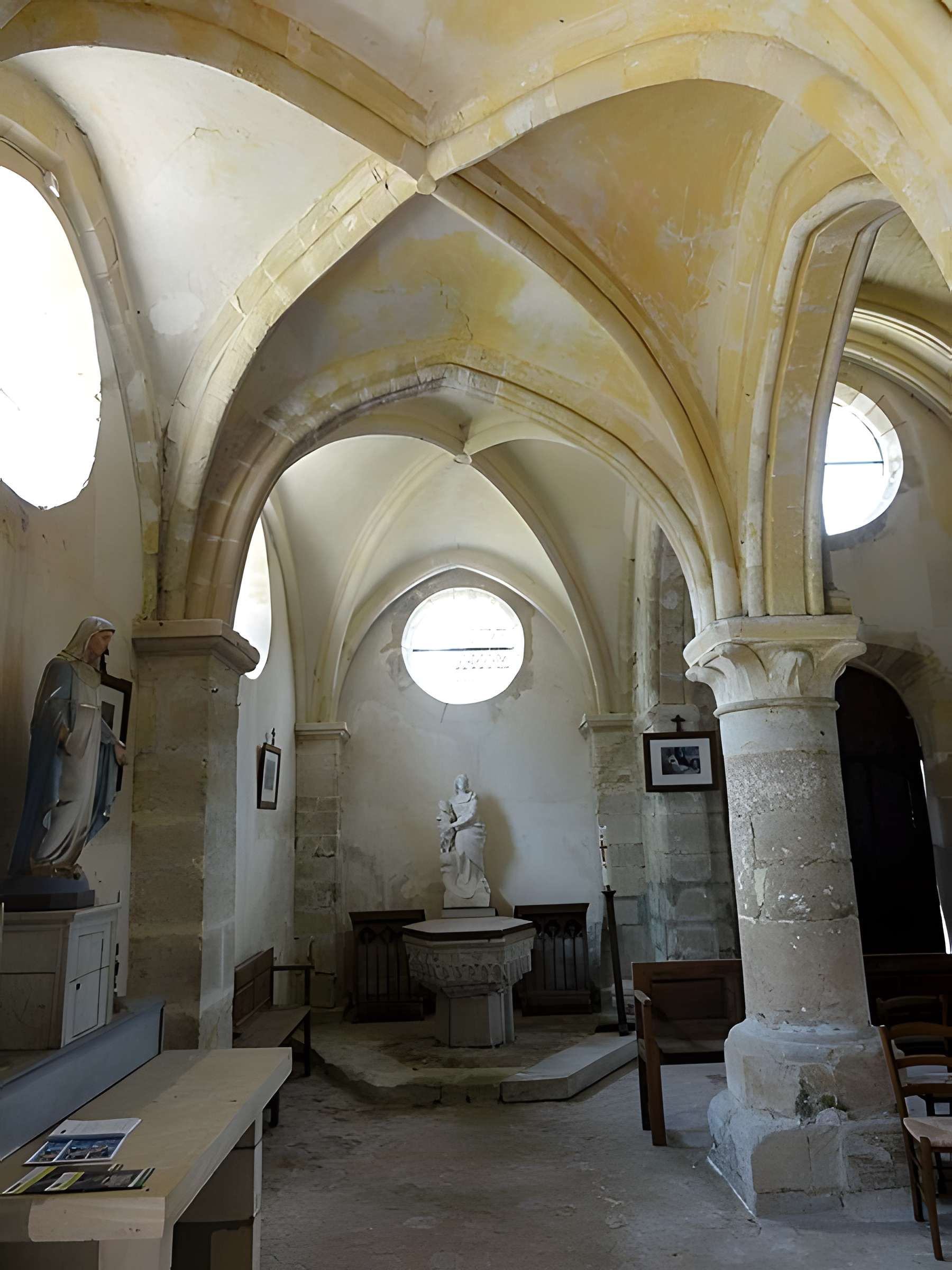 Église Saint-Crépin-Saint-Crépinien de Bréançon