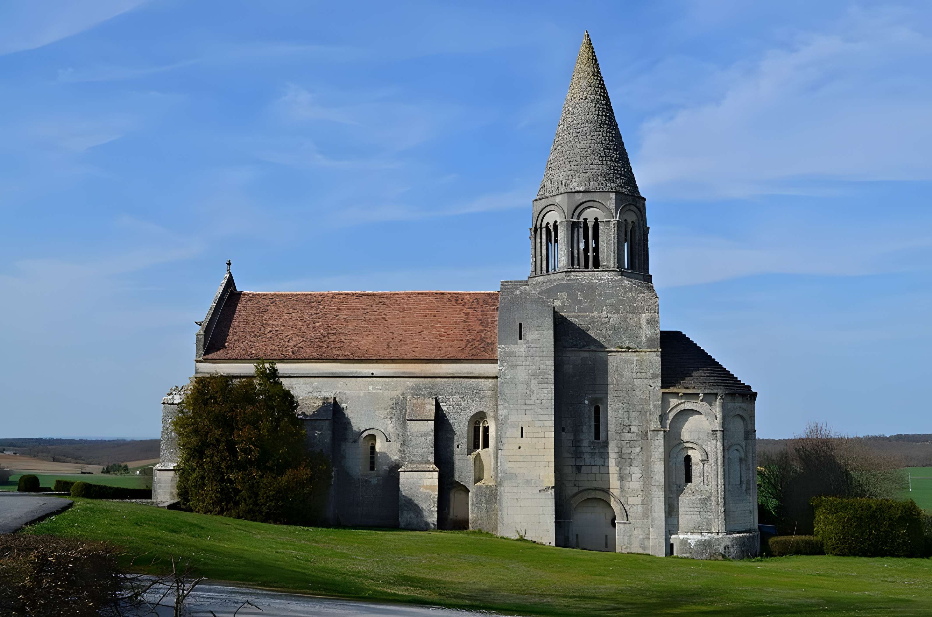 Église Saint-Cybard de Plassac 