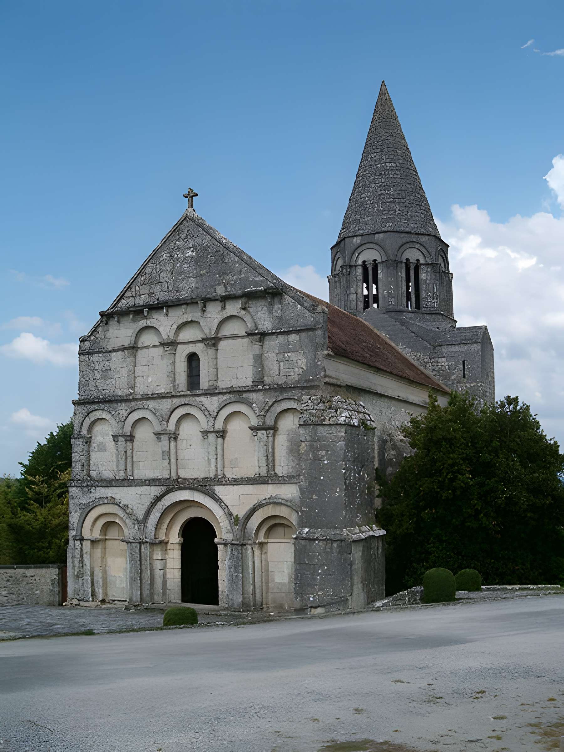 Église Saint-Cybard de Plassac