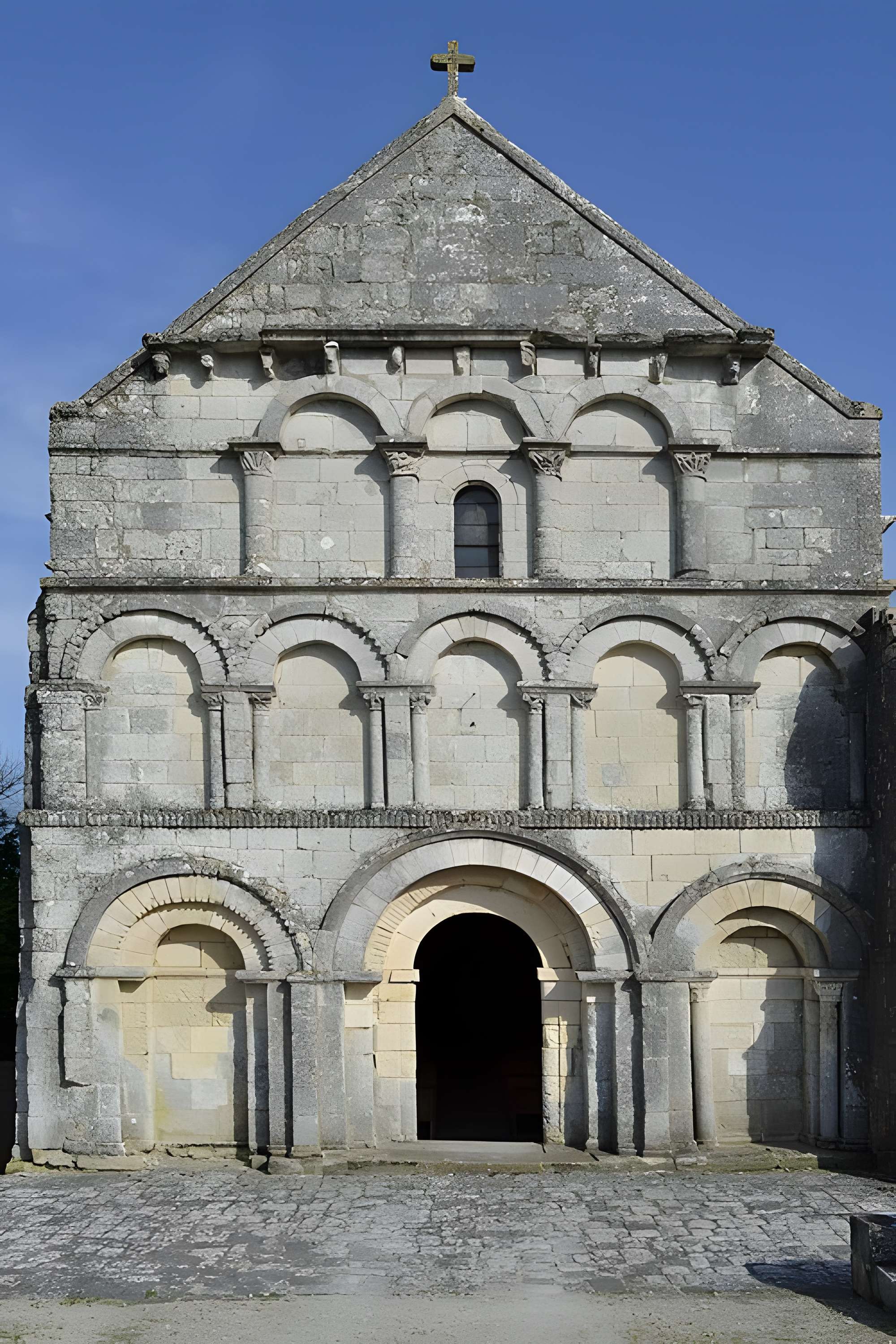 Église Saint-Cybard de Plassac