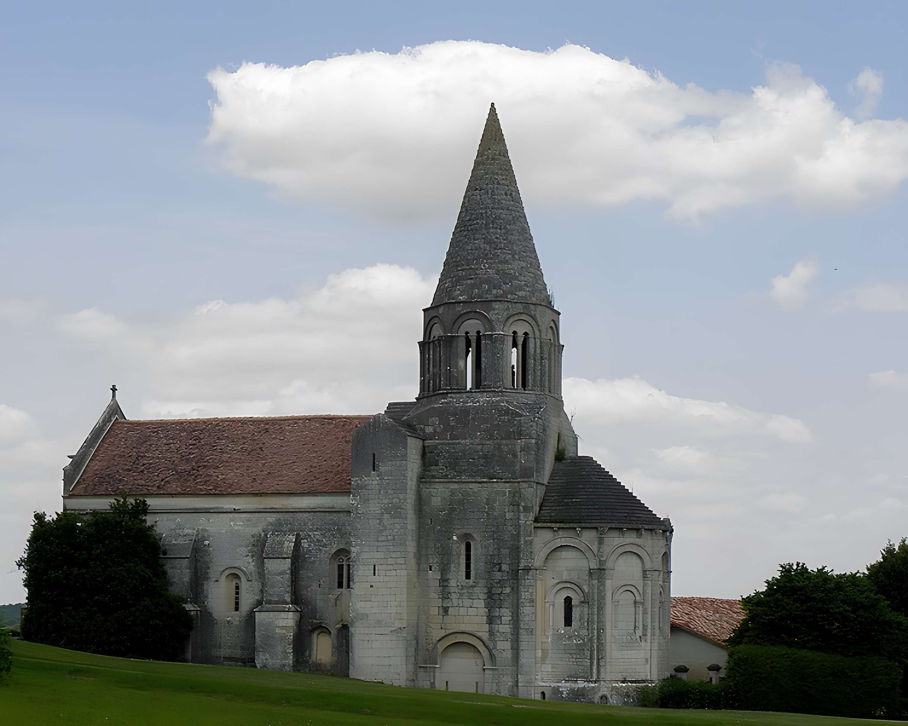 Église Saint-Cybard de Plassac