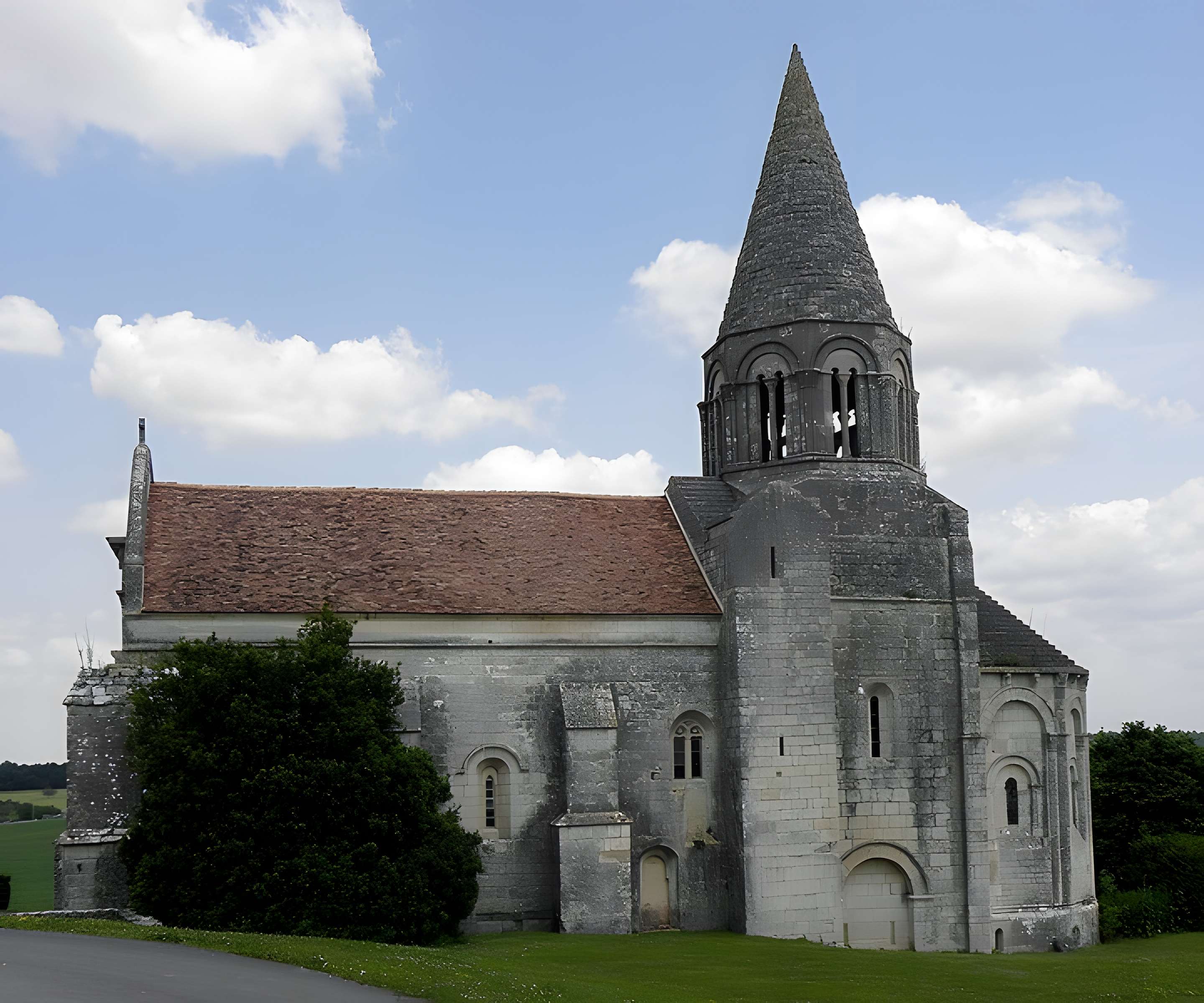 Église Saint-Cybard de Plassac