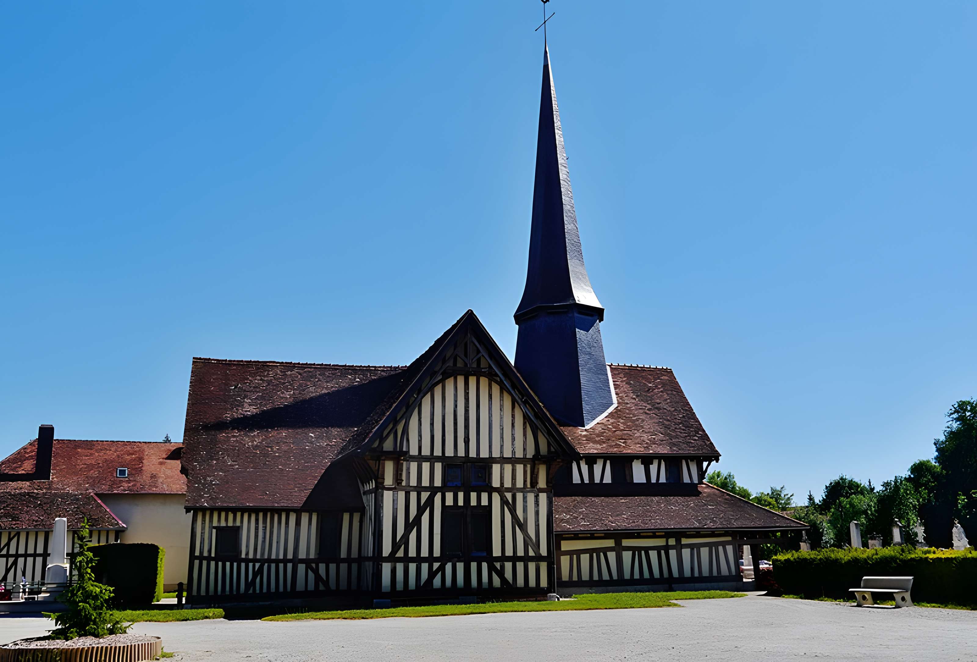 Église Saint-Julien-l'Hospitalier-et-Saint-Blaise de Longsols