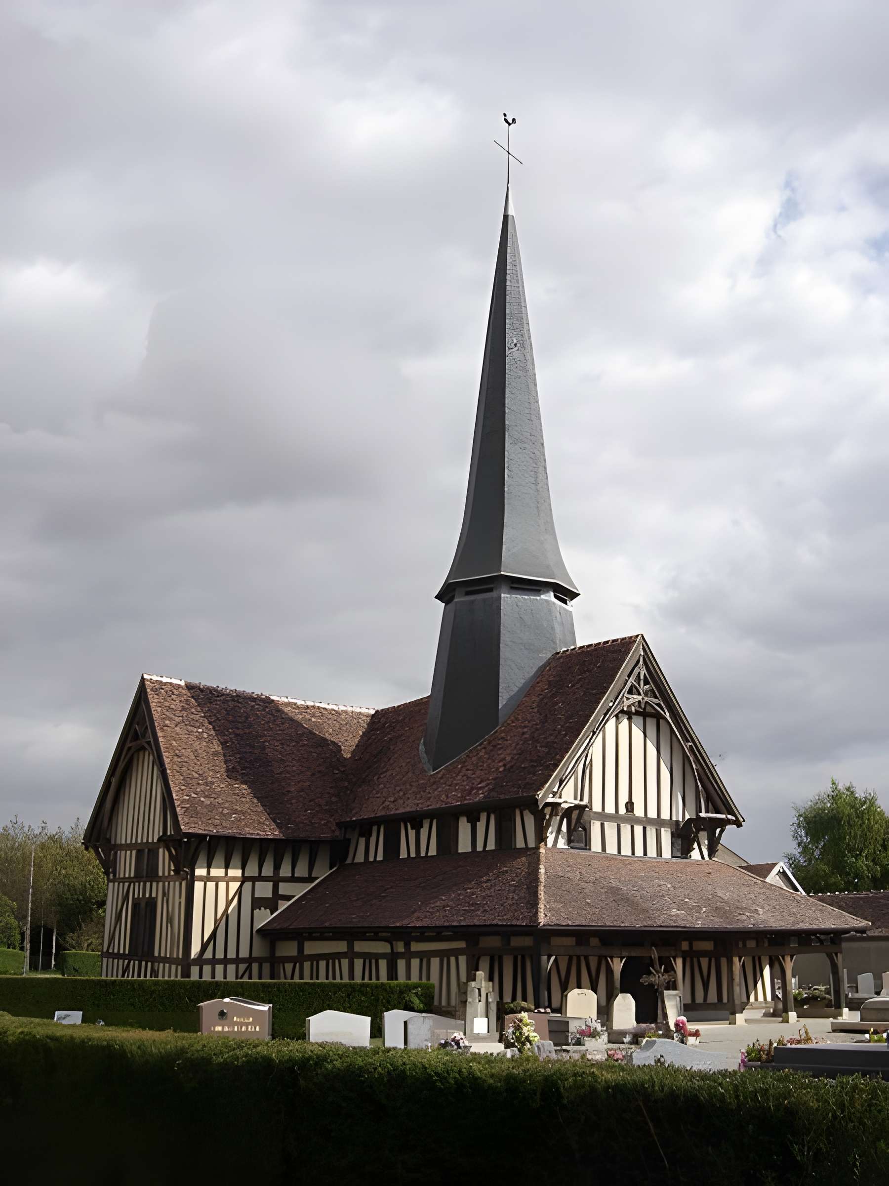 Église Saint-Julien-l'Hospitalier-et-Saint-Blaise de Longsols