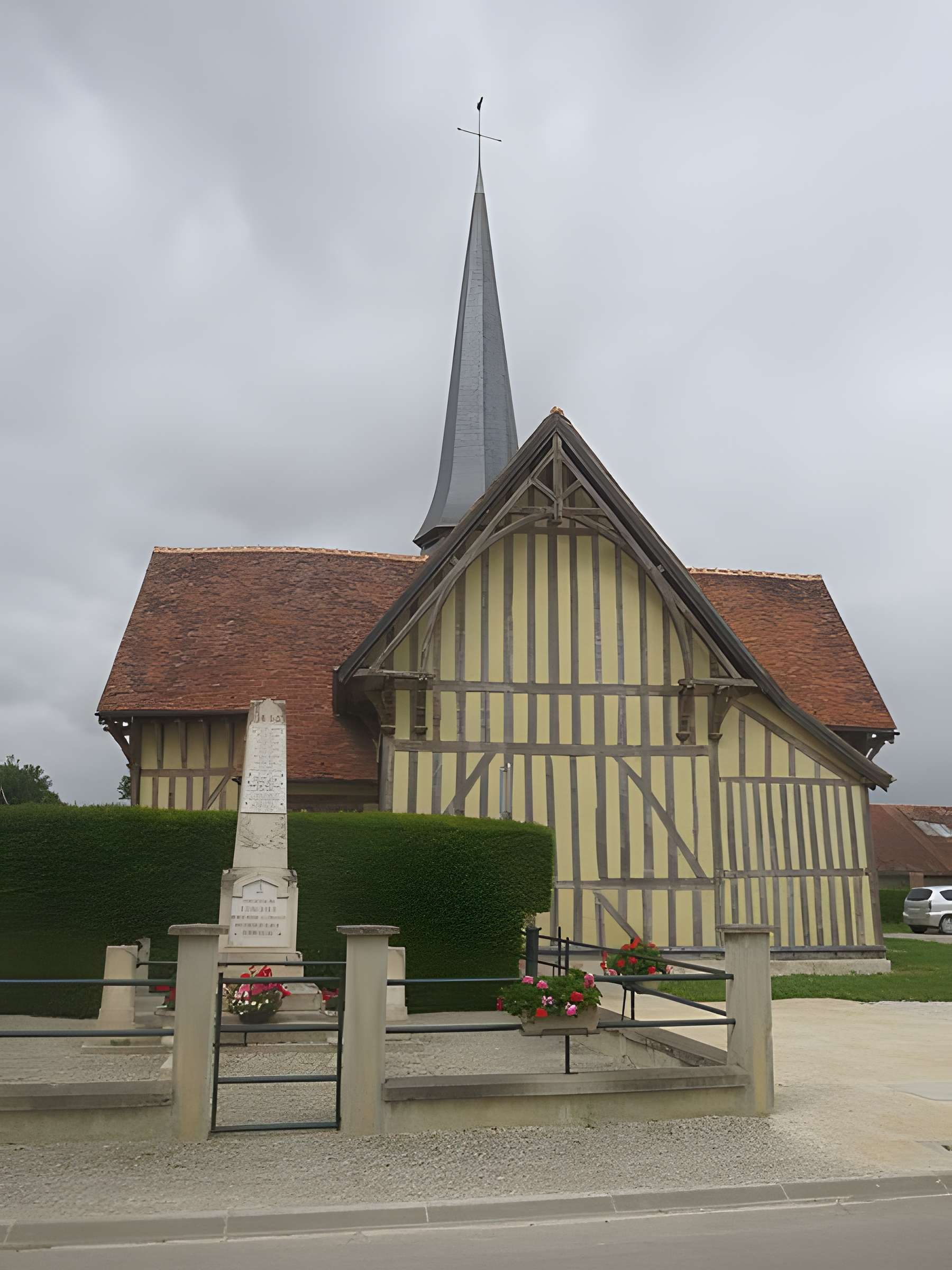 Église Saint-Julien-l'Hospitalier-et-Saint-Blaise de Longsols