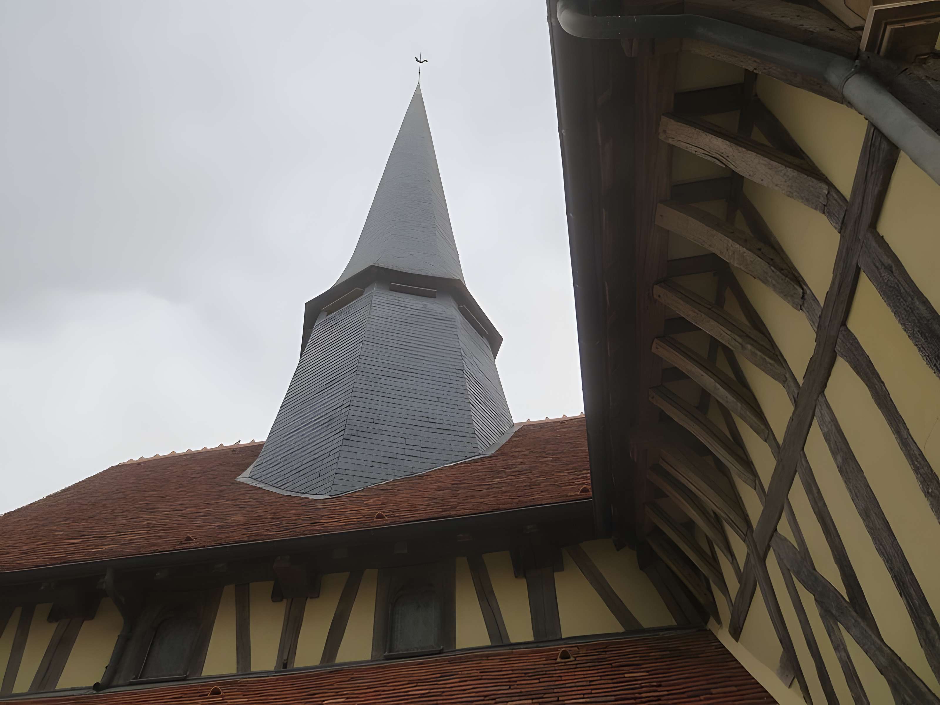 Église Saint-Julien-l'Hospitalier-et-Saint-Blaise de Longsols