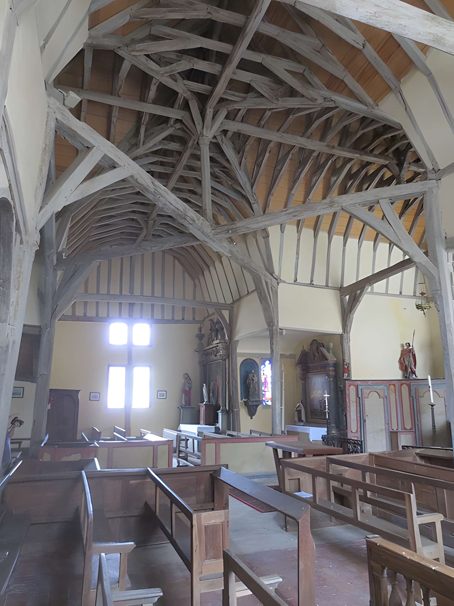 Église Saint-Julien-l'Hospitalier-et-Saint-Blaise de Longsols