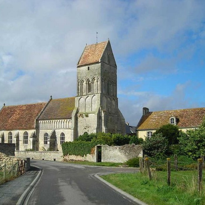 Photo de Église Saint-Cyr-et-Sainte-Julitte de Noron-lAbbaye
