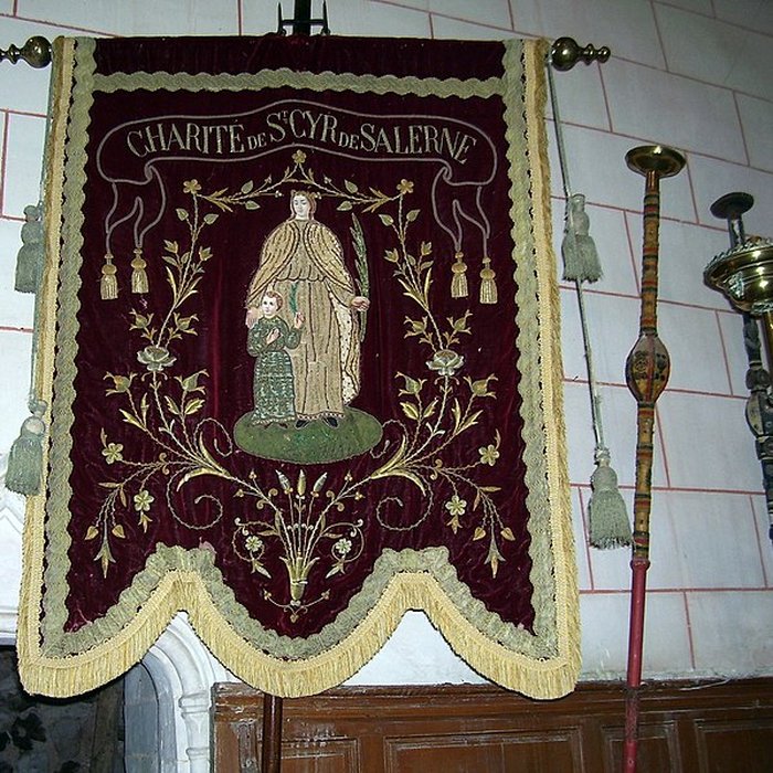 Photo de Église Saint-Cyr-et-Sainte-Julitte de Saint-Cyr-de-Salerne