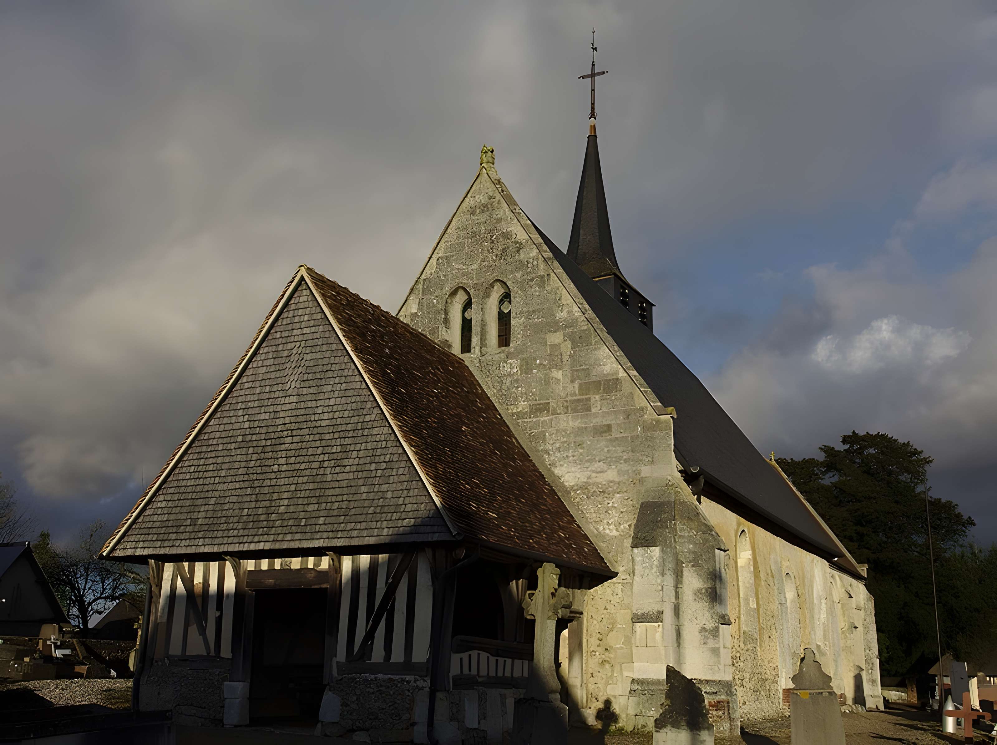 Église Saint-Cyr-et-Sainte-Julitte de Saint-Cyr-de-Salerne