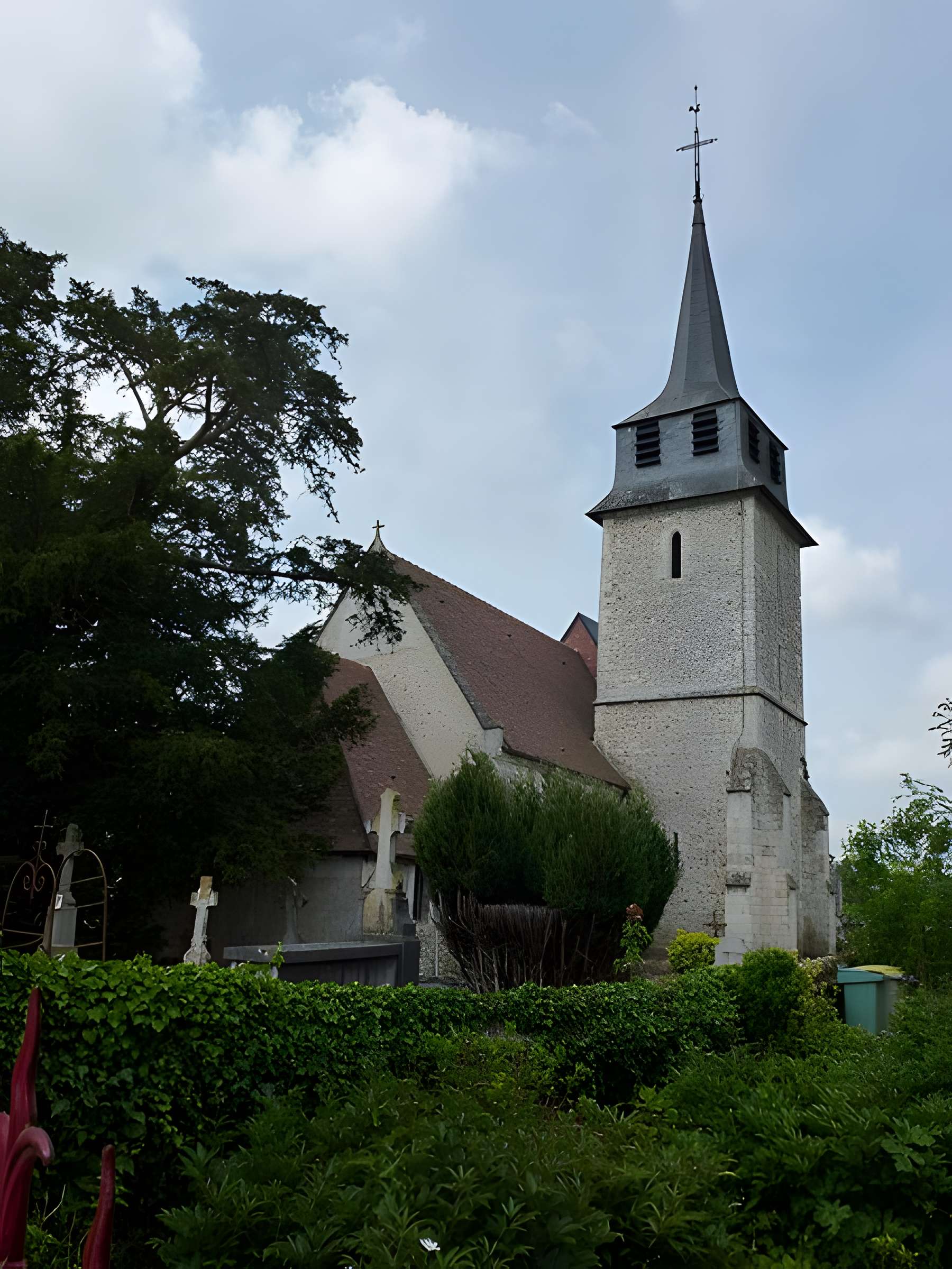 Église Saint-Cyr-et-Sainte-Julitte de Saint-Cyr-de-Salerne