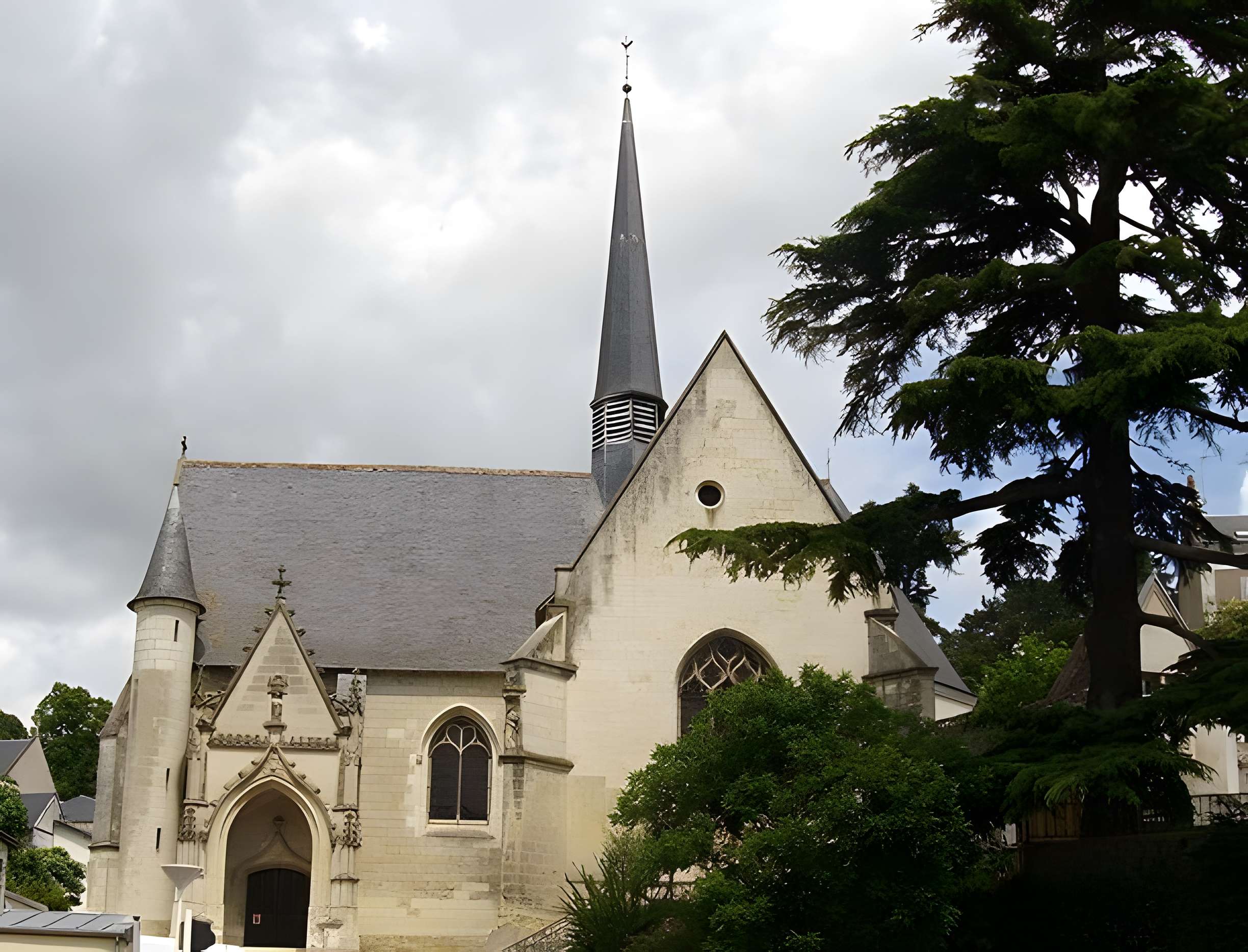 Église Saint-Cyr-et-Sainte-Julitte de Saint-Cyr-sur-Loire 