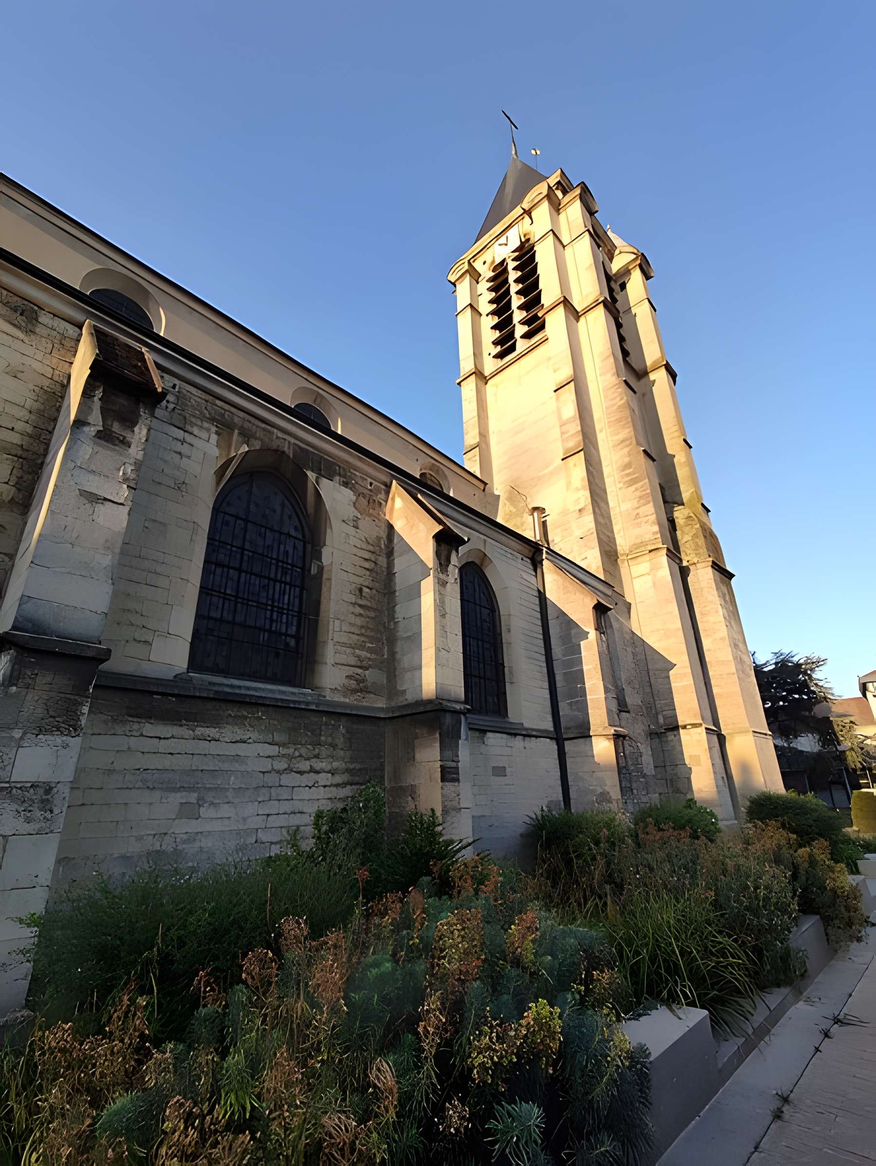 Église Saint-Cyr-Sainte-Julitte de Villejuif