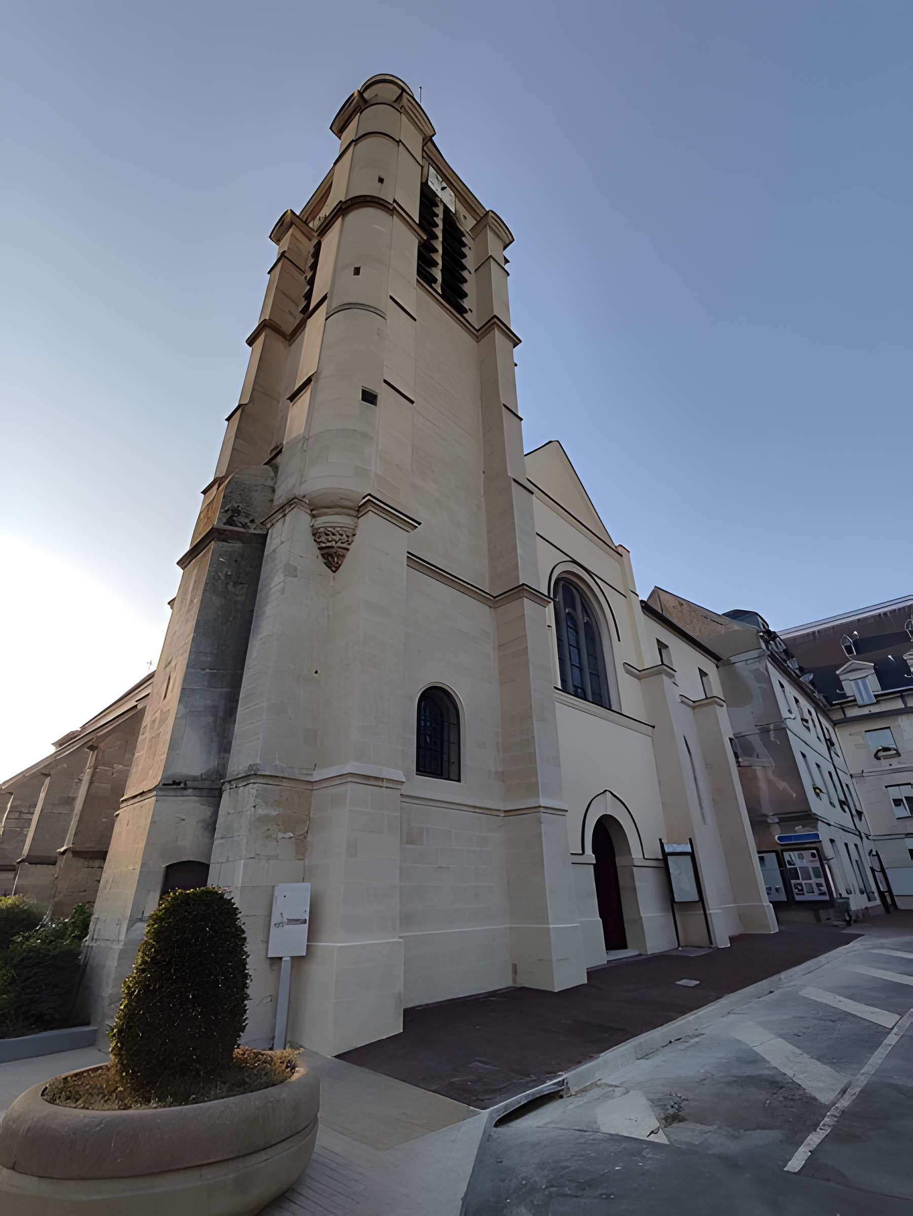 Église Saint-Cyr-Sainte-Julitte de Villejuif