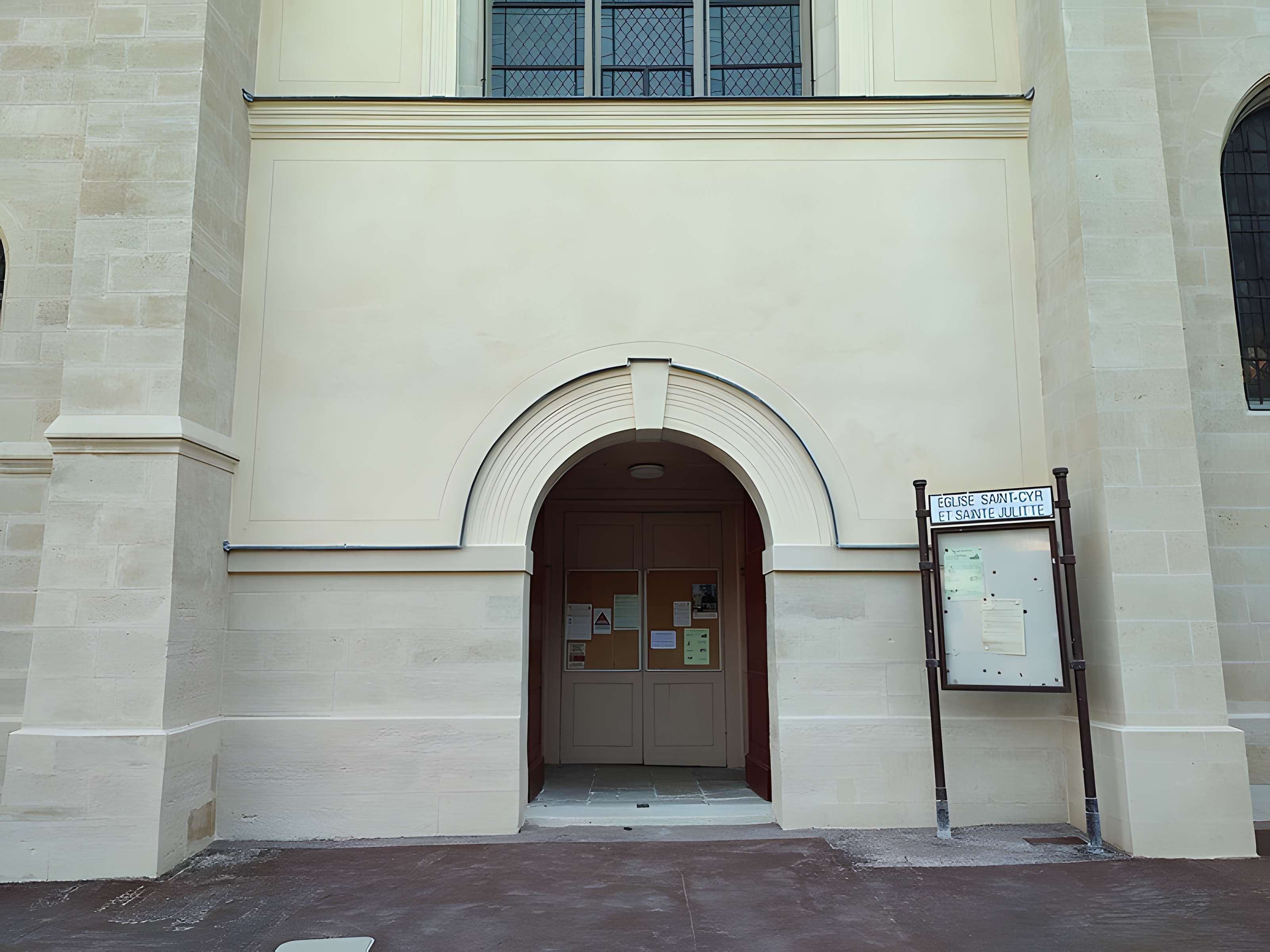 Église Saint-Cyr-Sainte-Julitte de Villejuif