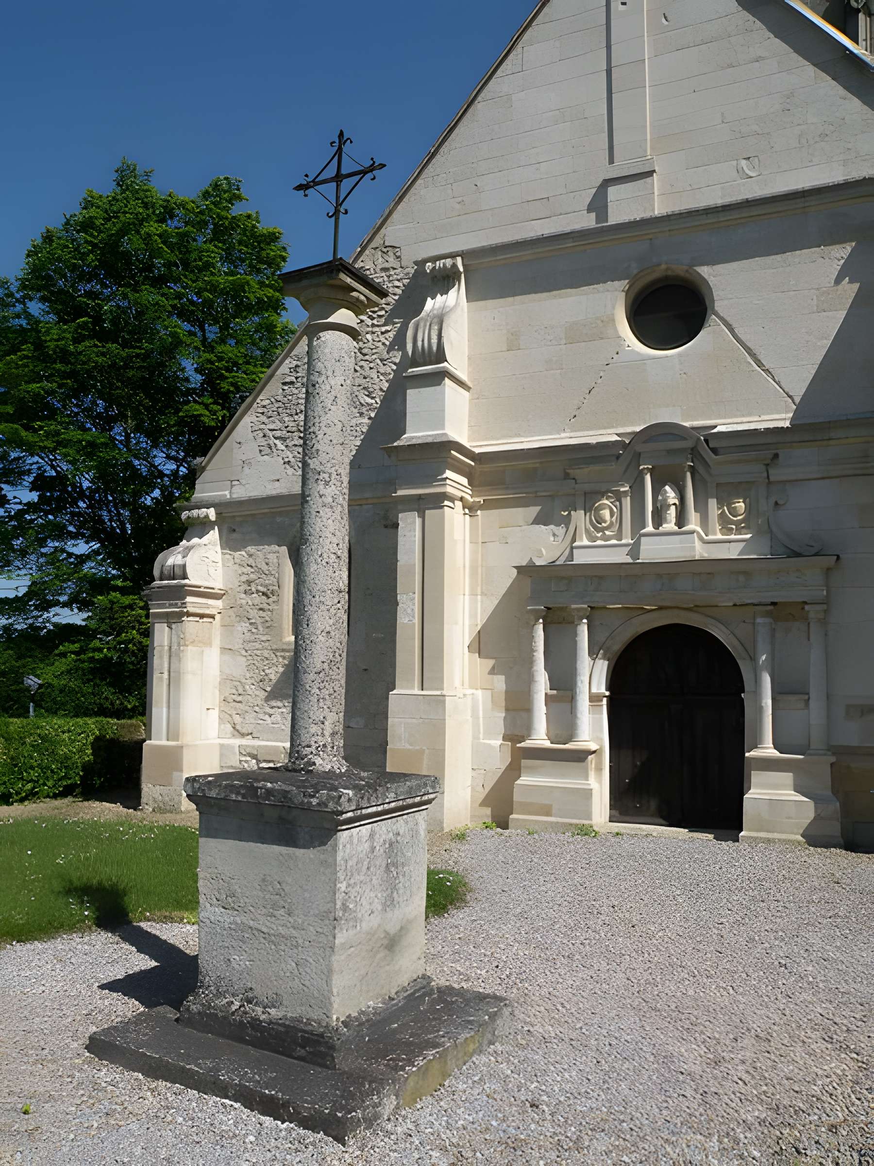 Église Saint-Denis de Berville